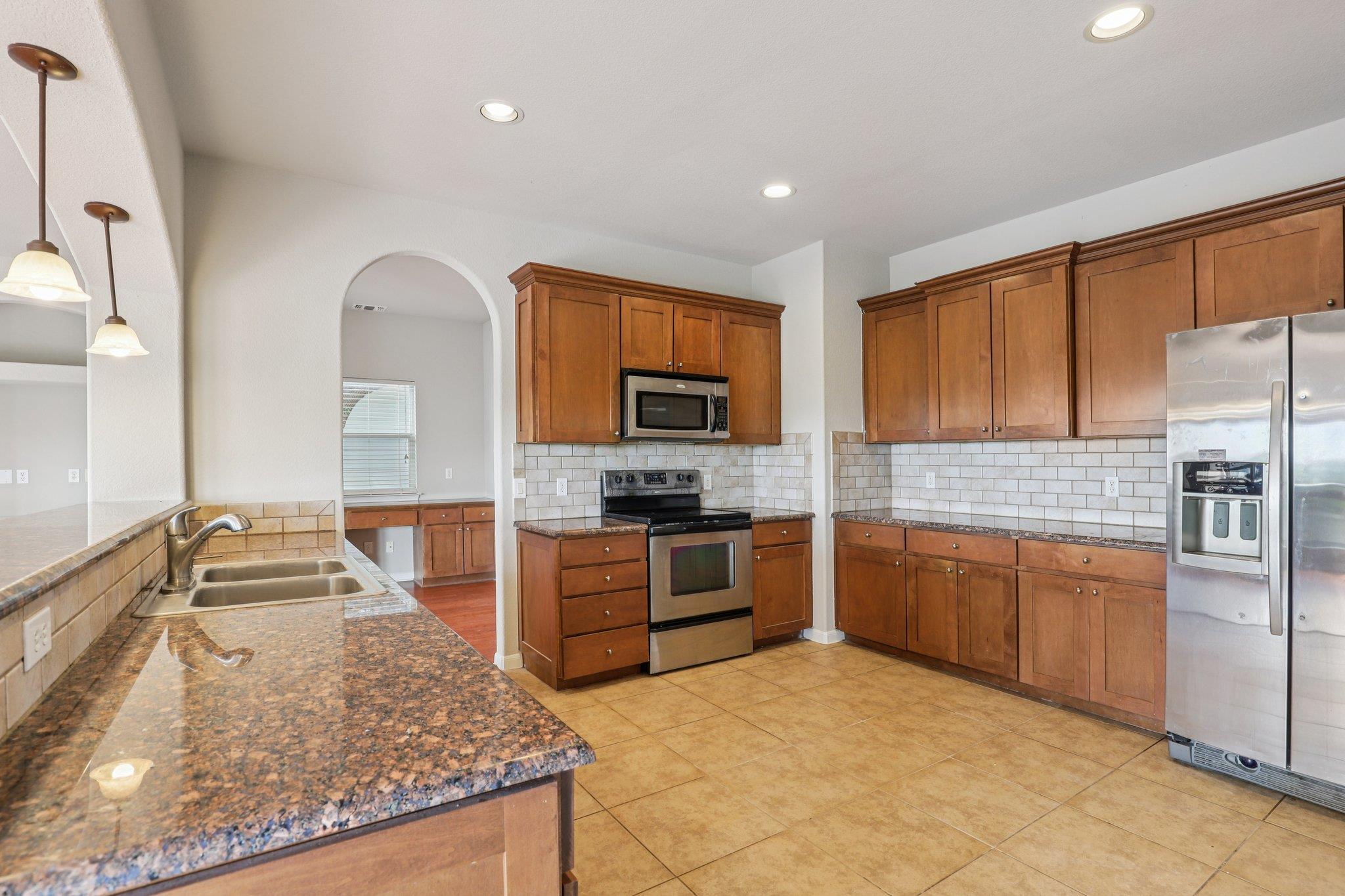 1477 Lavaca, Canyon Lake, TX 78133