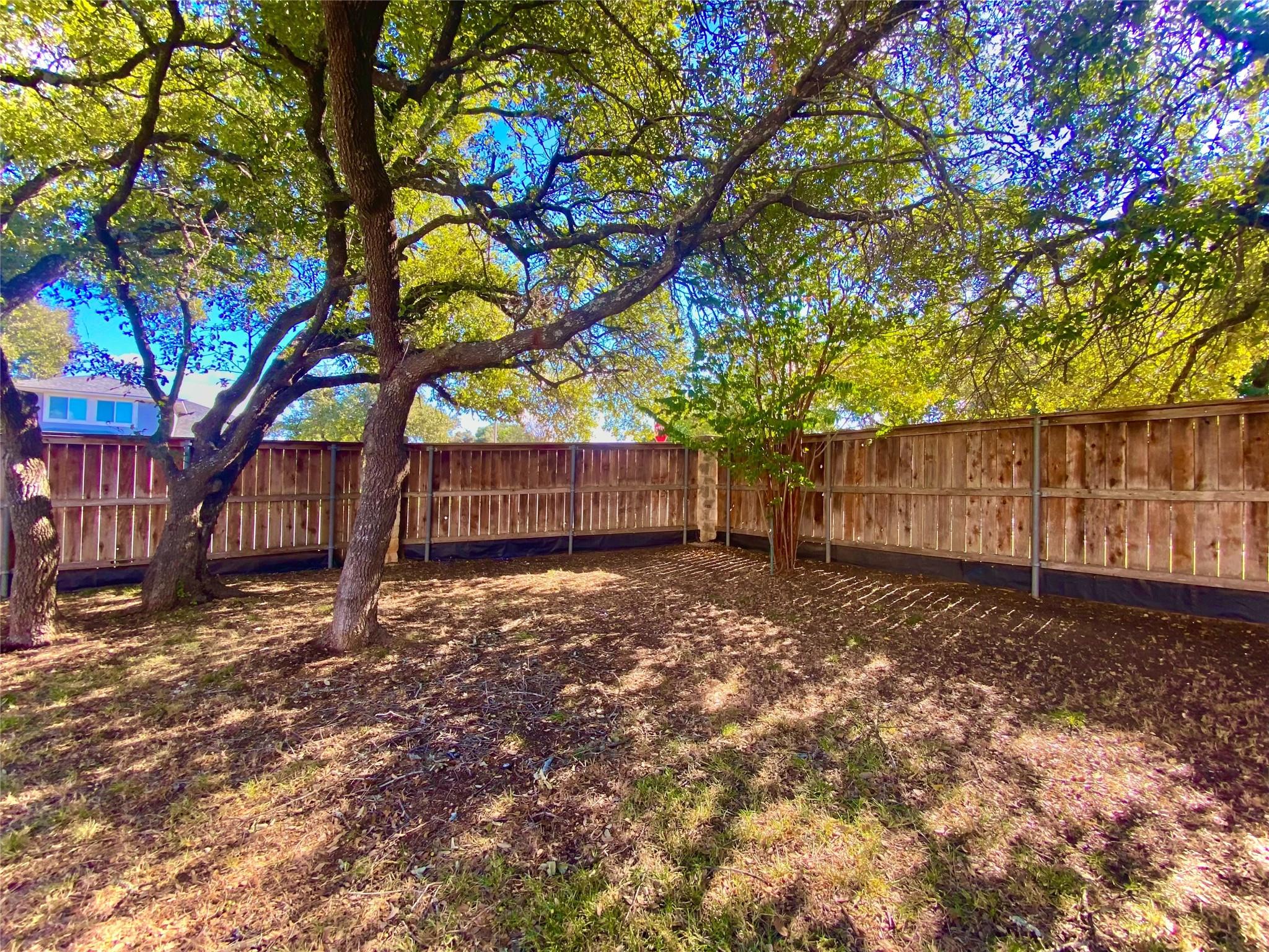 2601 Greenlee Dr, Leander, TX 78641