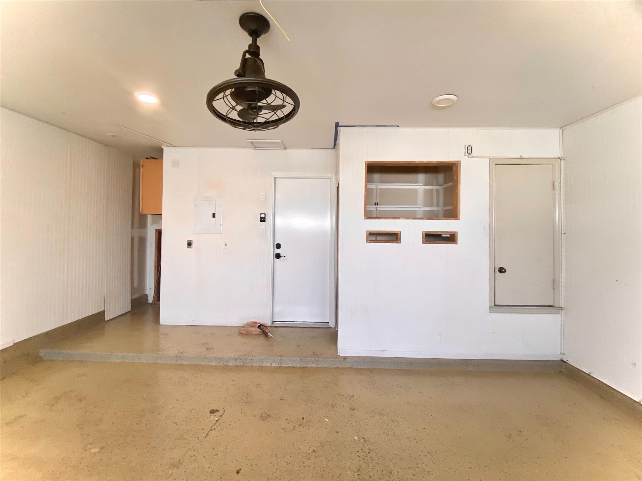 2601 Greenlee Dr, Leander, TX 78641