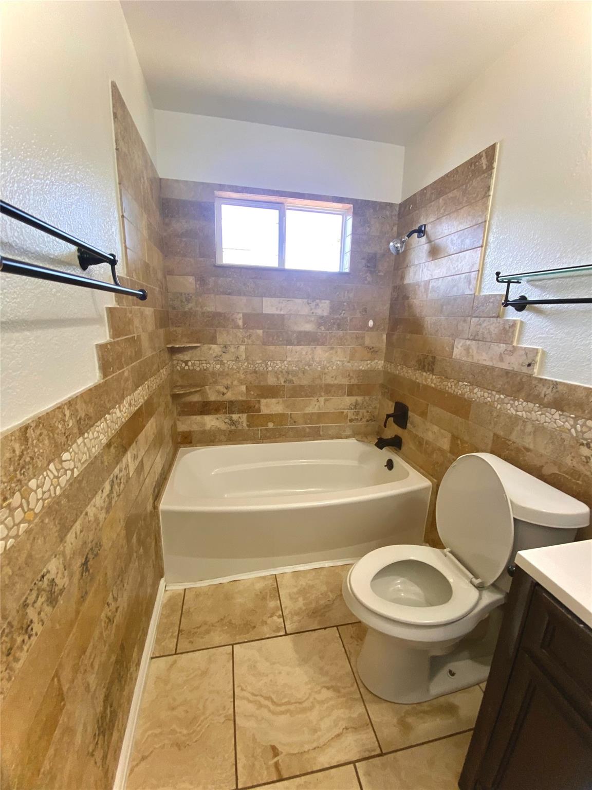 2601 Greenlee Dr, Leander, TX 78641