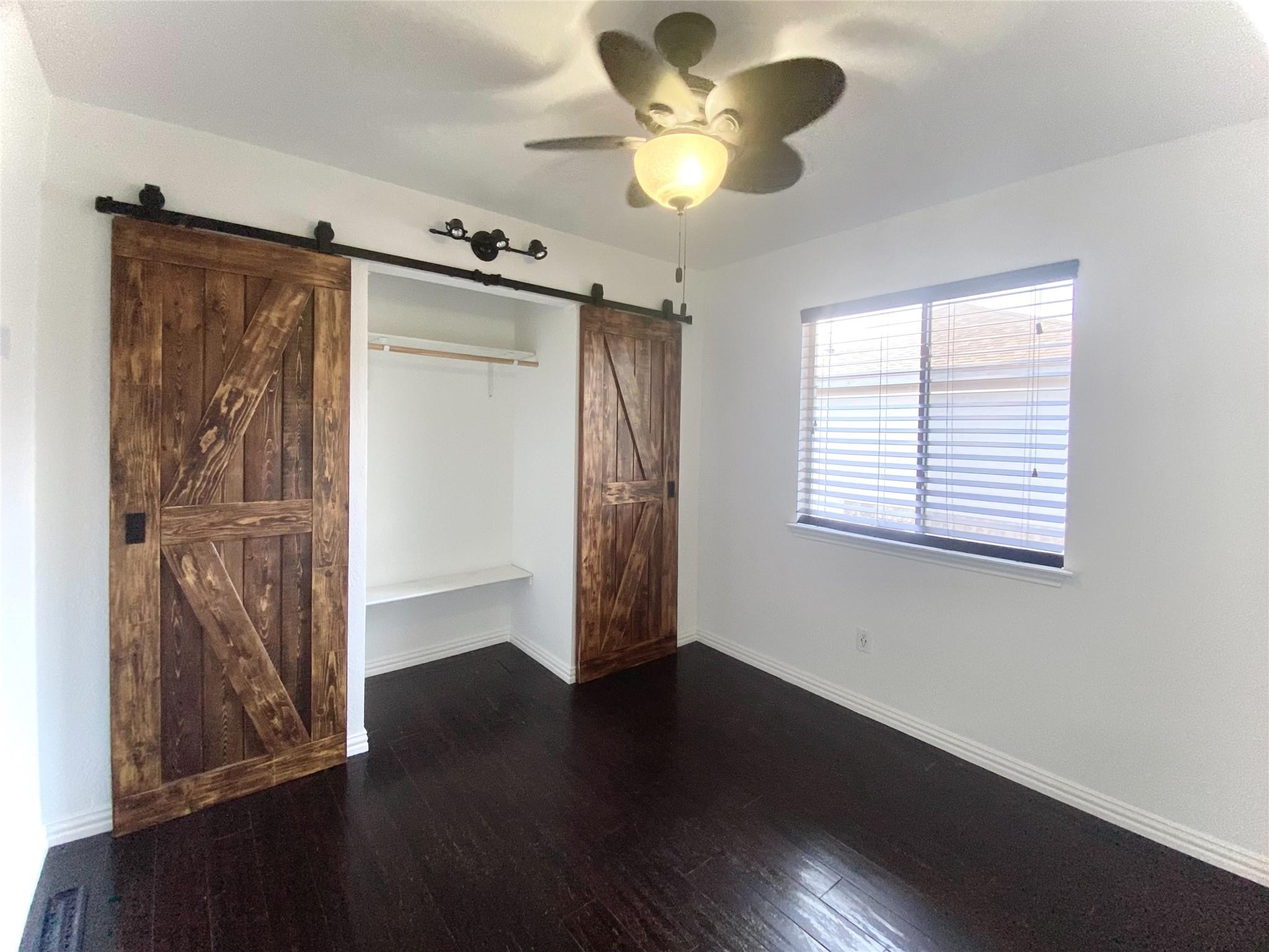 2601 Greenlee Dr, Leander, TX 78641