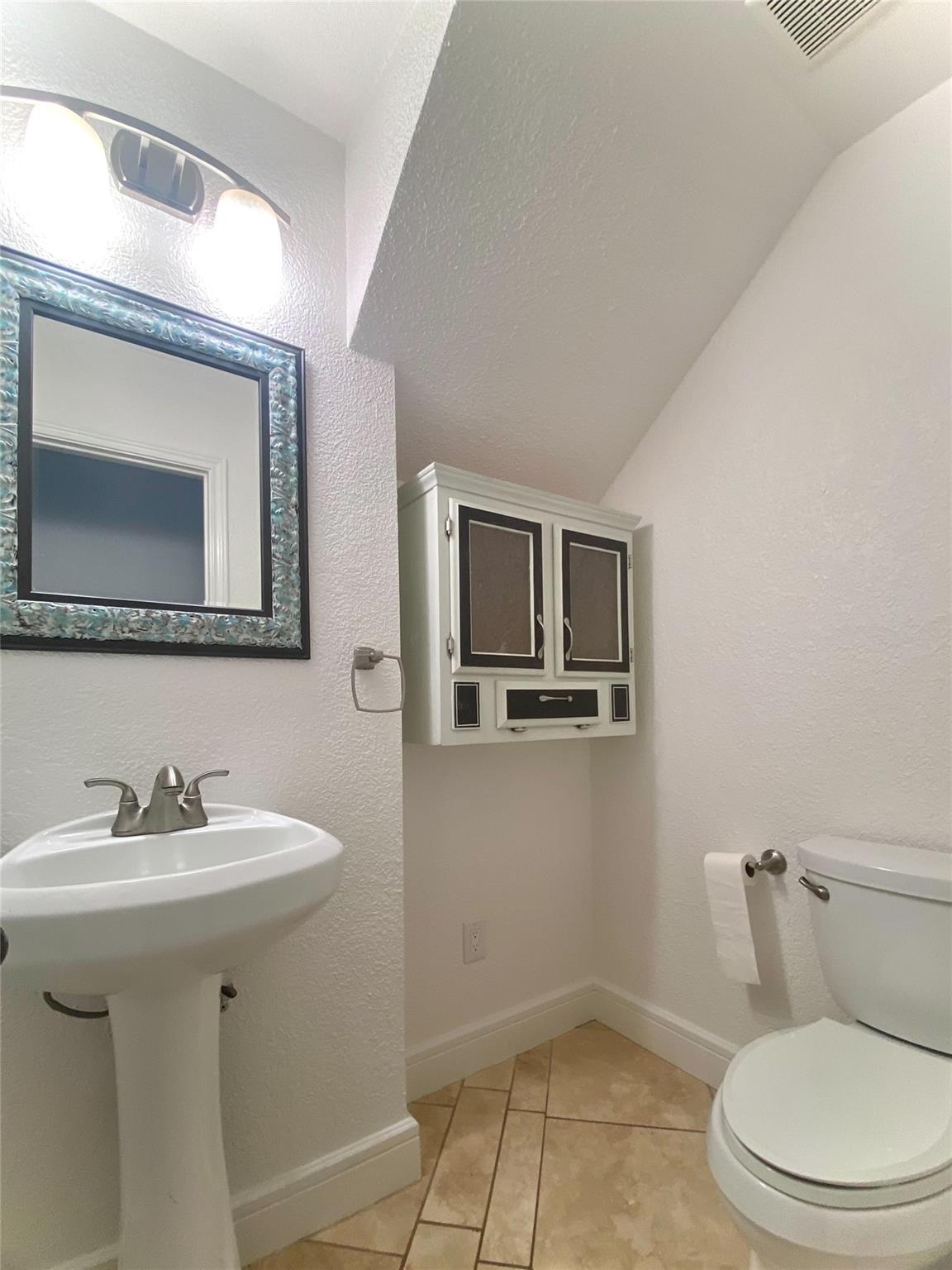 2601 Greenlee Dr, Leander, TX 78641