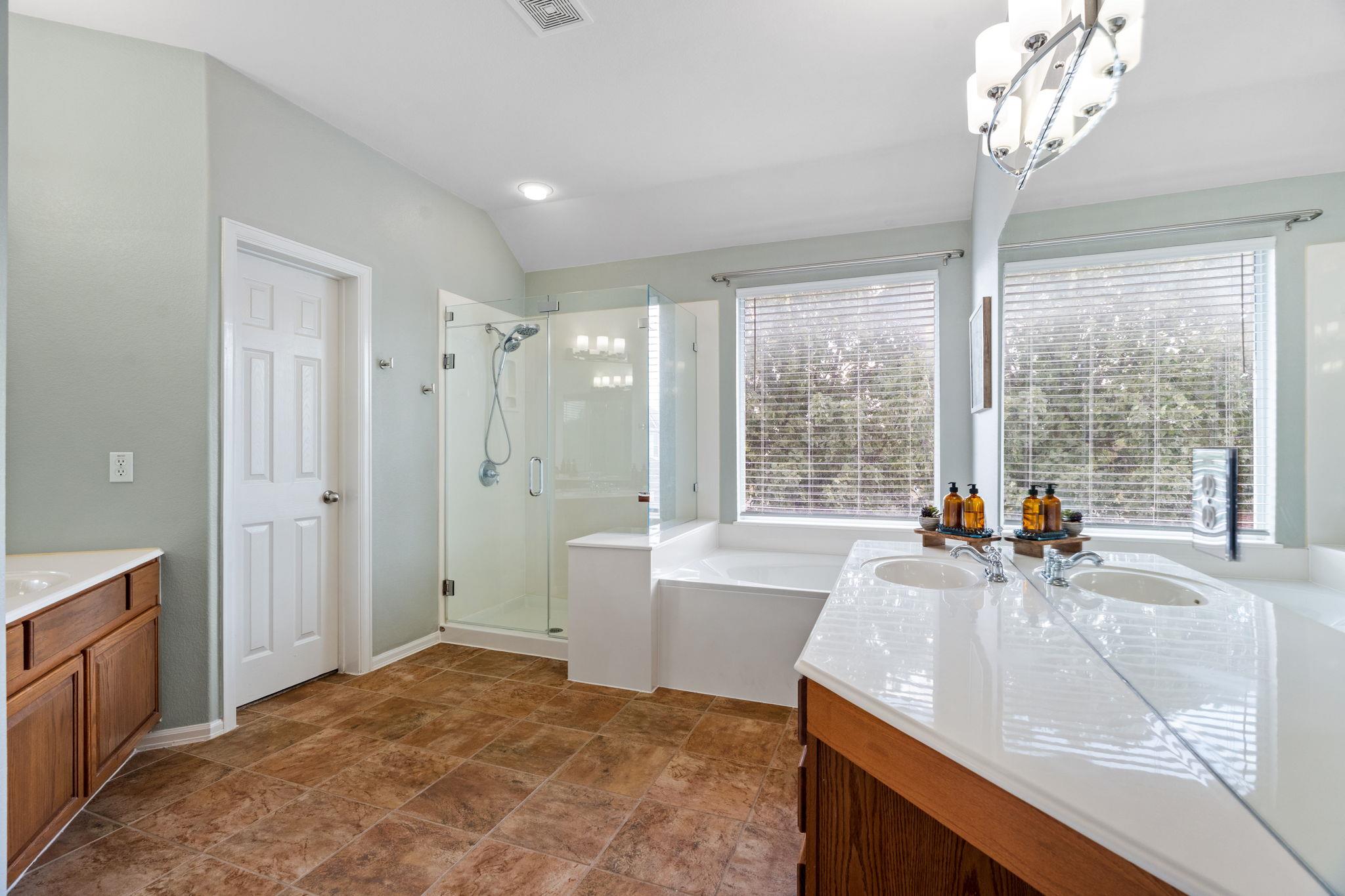 154 Larch Cv, Kyle, TX 78640