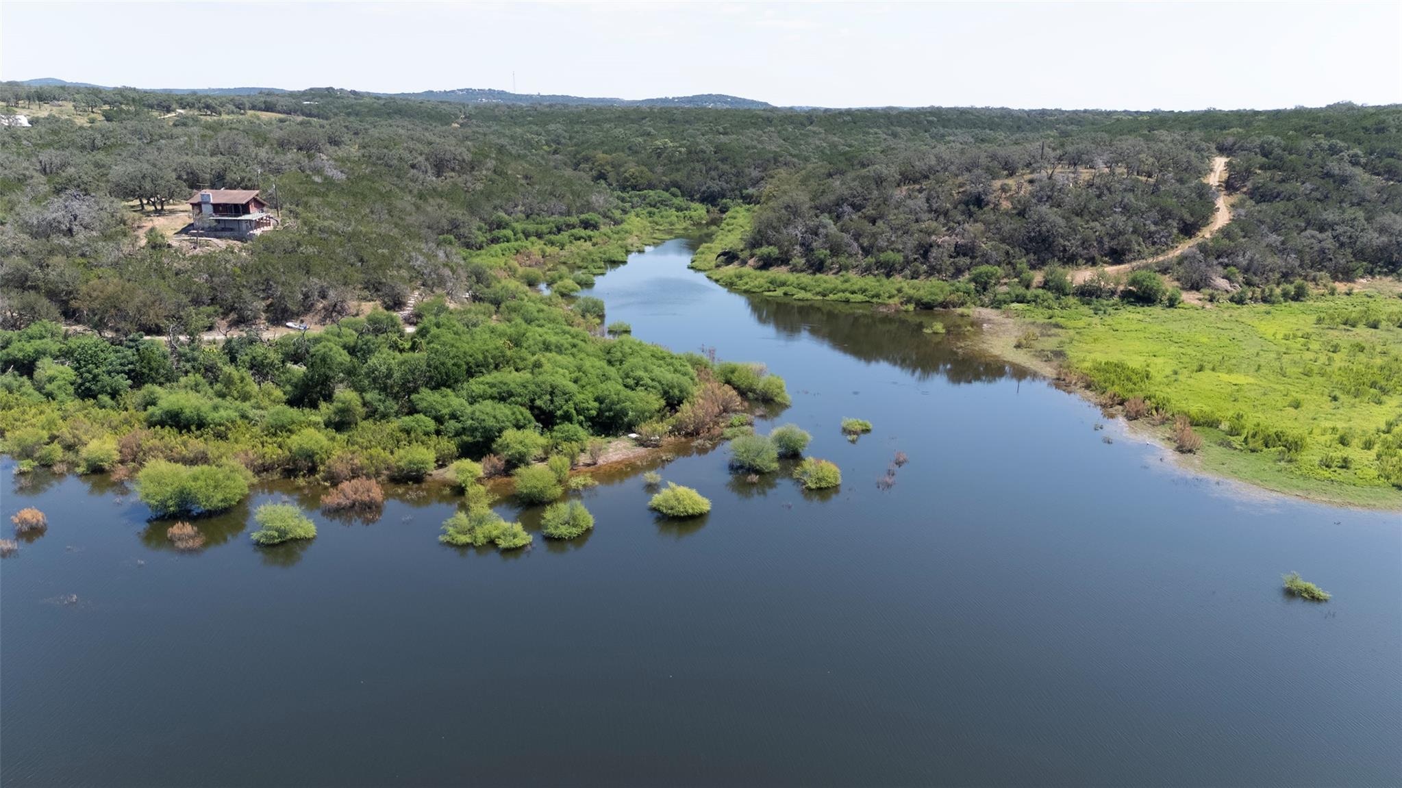 201 Laurel Ln, Spicewood, TX 78669