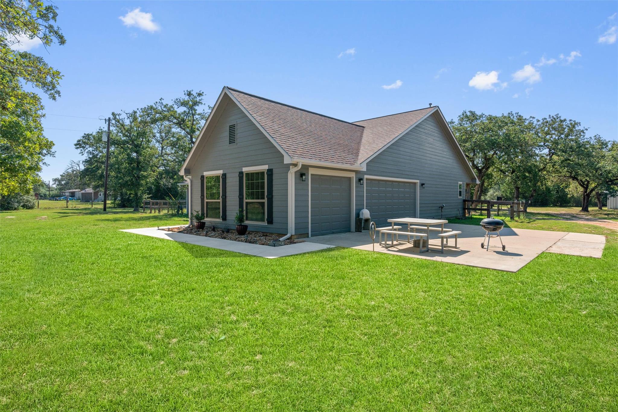 10848 County Road 311, Rockdale, TX 76567