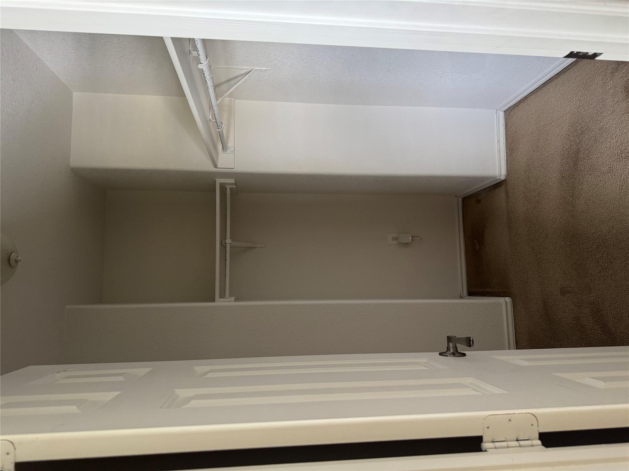 5609 Viewpoint Dr, Austin, TX 78744