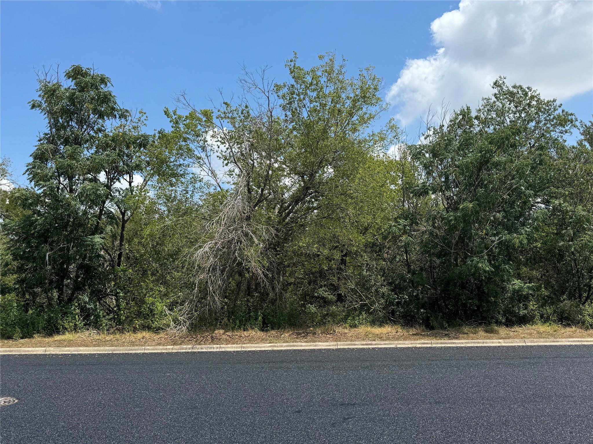 5609 Viewpoint Dr, Austin, TX 78744