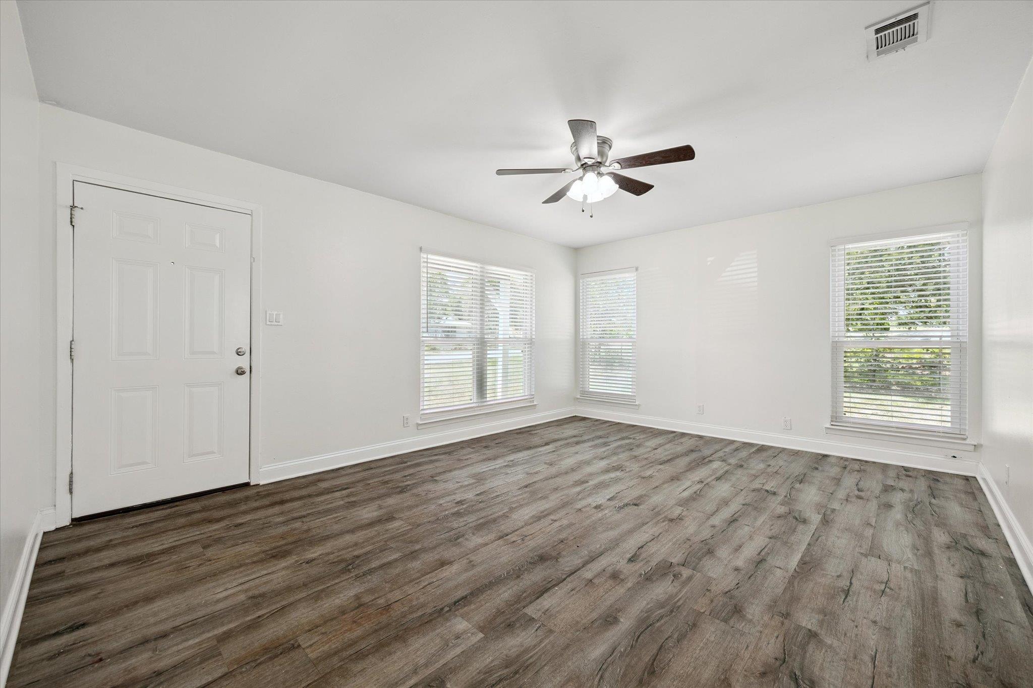 109 Bryson Bnd, Liberty Hill, TX 78642