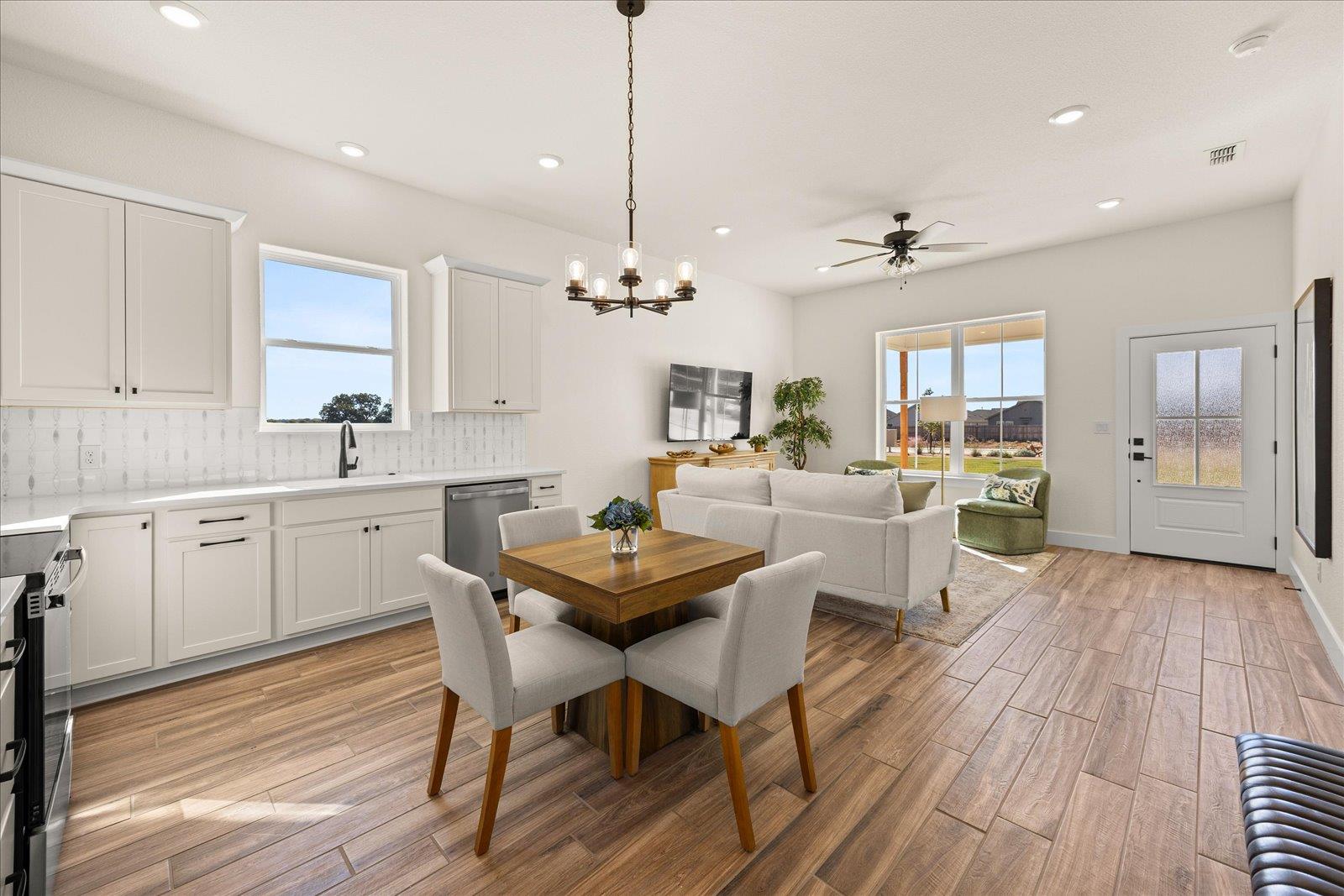 802 S Creek St # 108, Fredericksburg, TX 78624