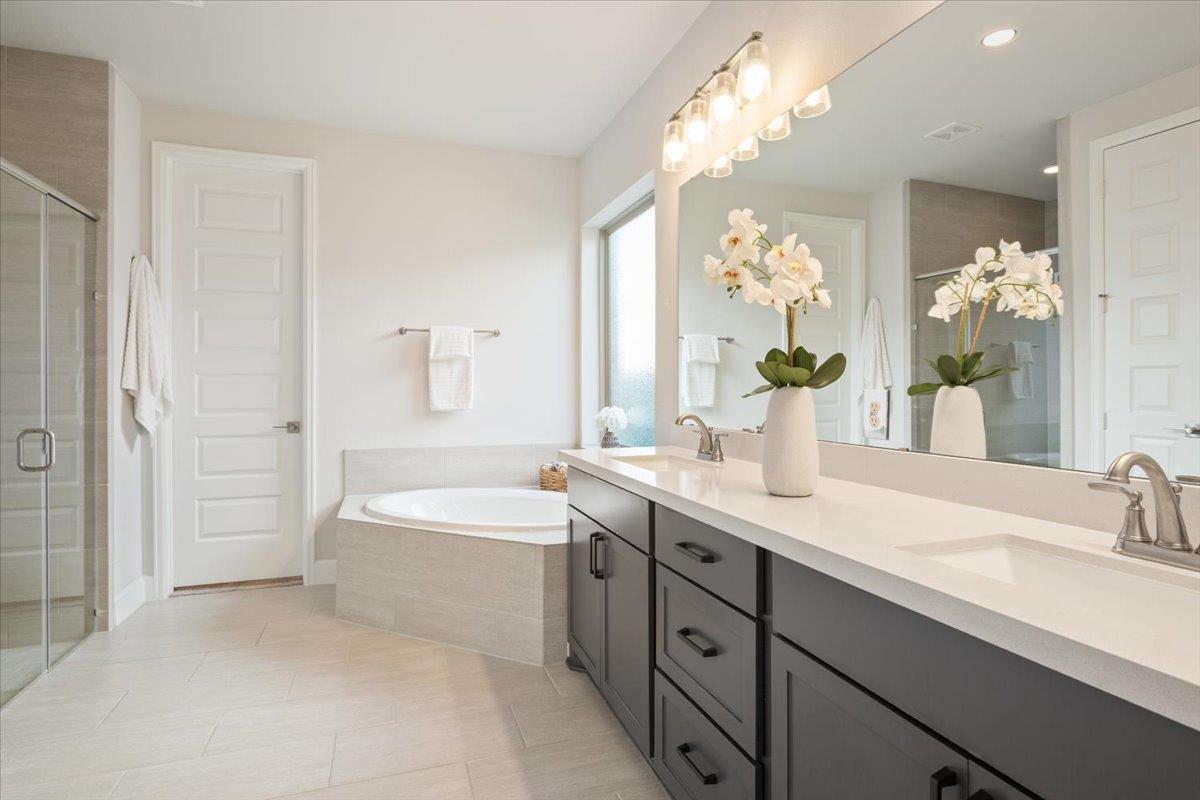 1001 Rabbit Brush Rd, Leander, TX 78641