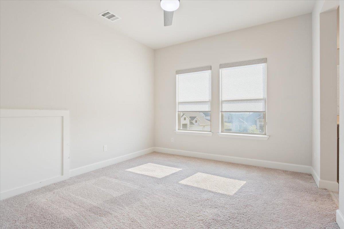 1001 Rabbit Brush Rd, Leander, TX 78641