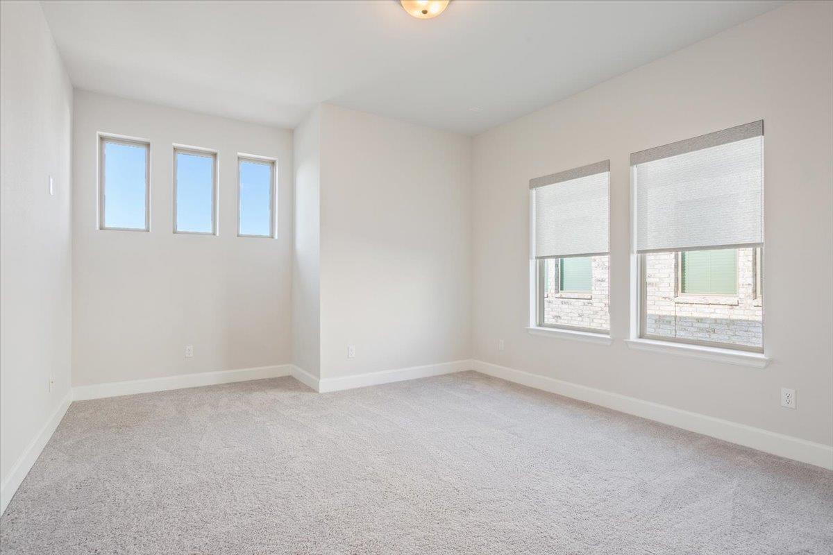 1001 Rabbit Brush Rd, Leander, TX 78641