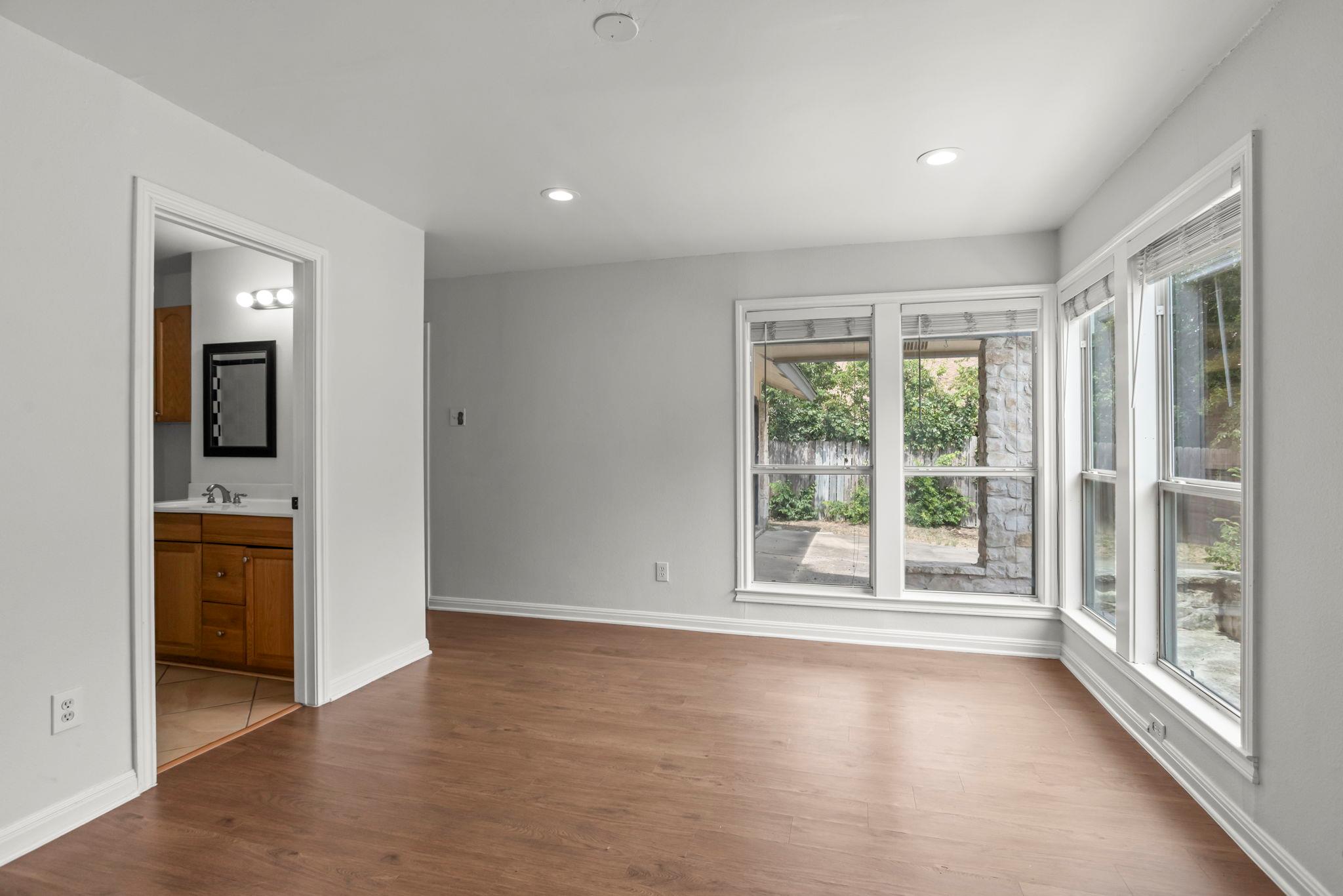 10408 Firethorn Ln, Austin, TX 78750