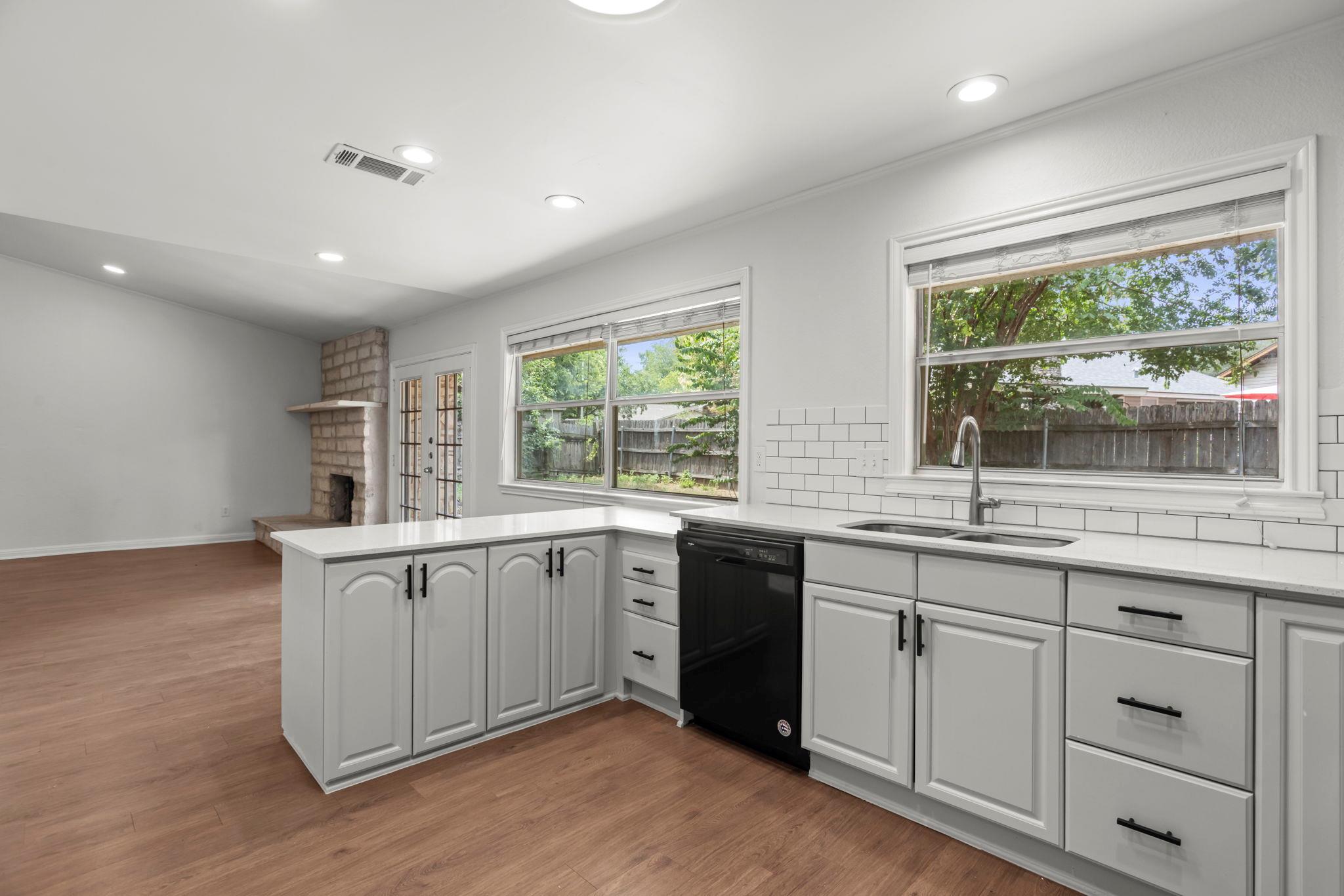 10408 Firethorn Ln, Austin, TX 78750