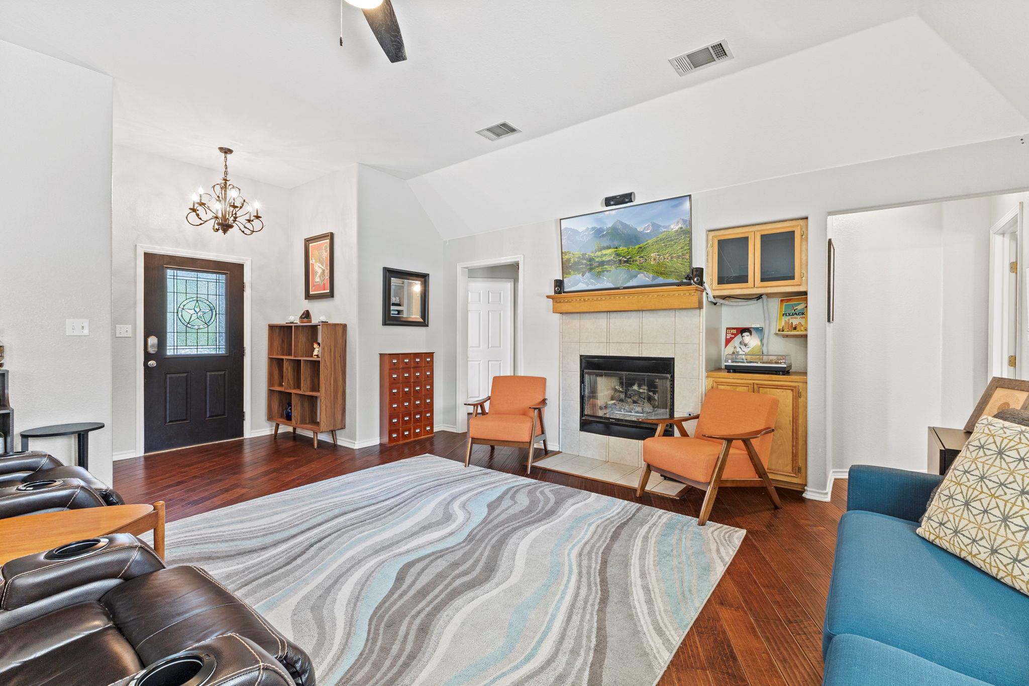 1109 Perkins St, San Marcos, TX 78666