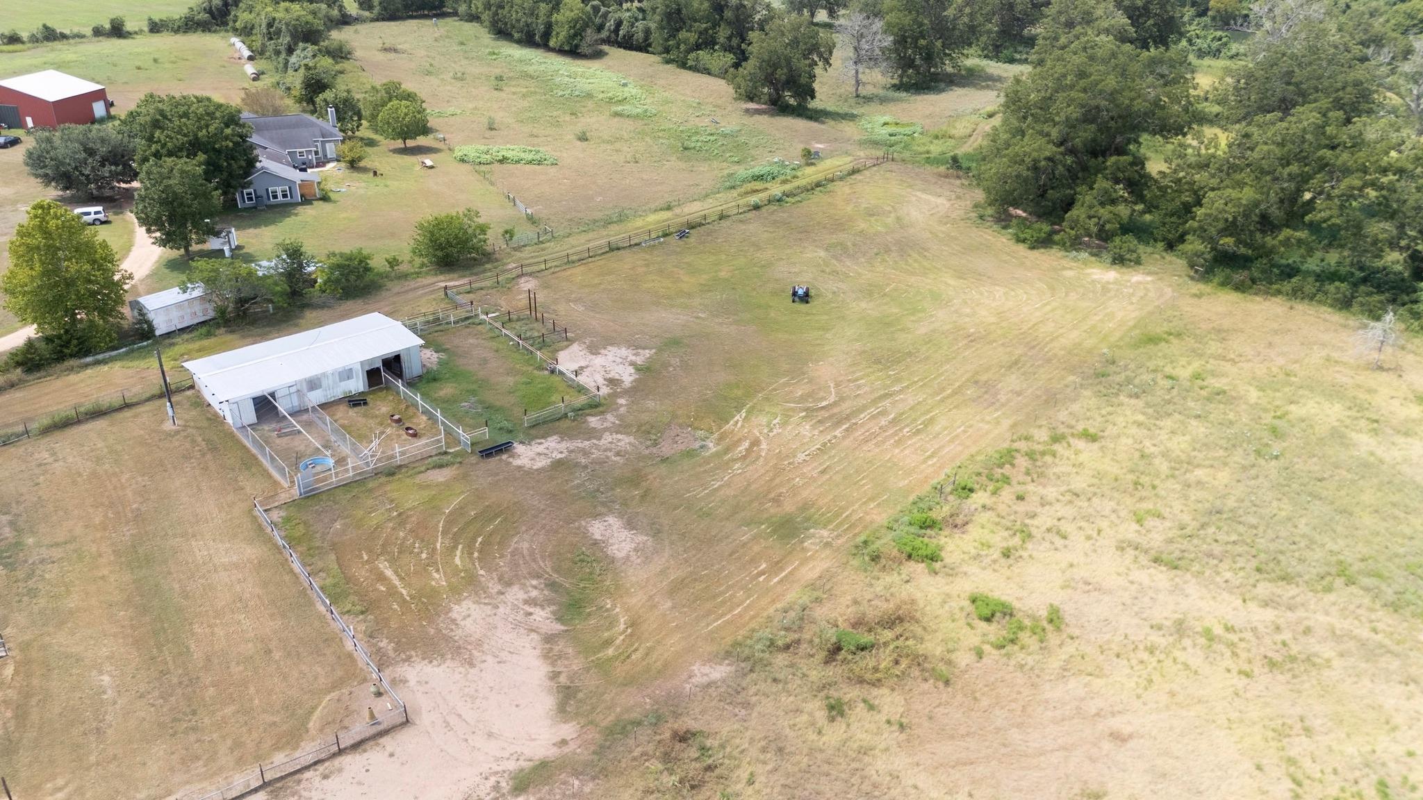 2980 Rabbs Prairie Rd, La Grange, TX 78945