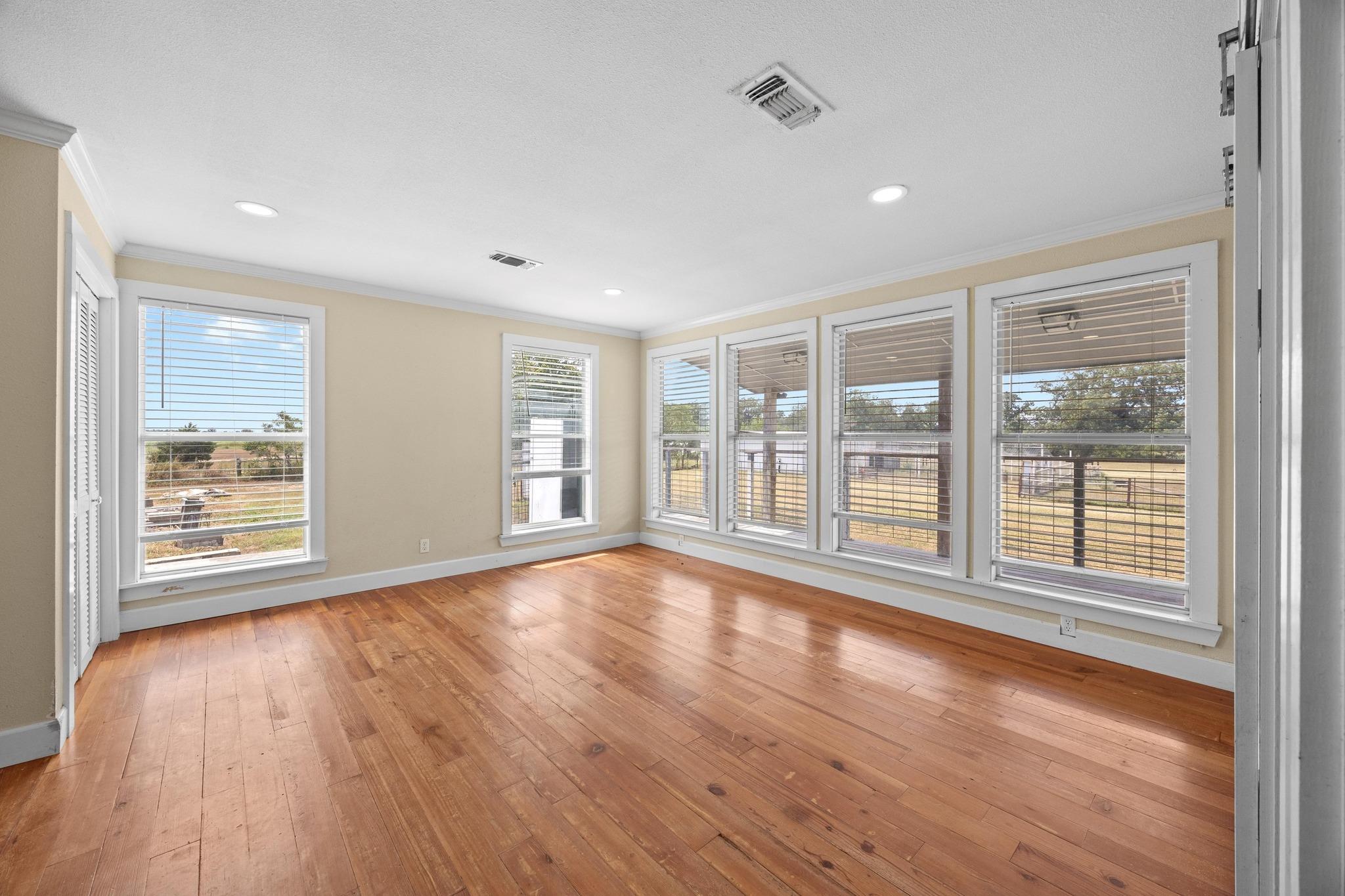 2980 Rabbs Prairie Rd, La Grange, TX 78945