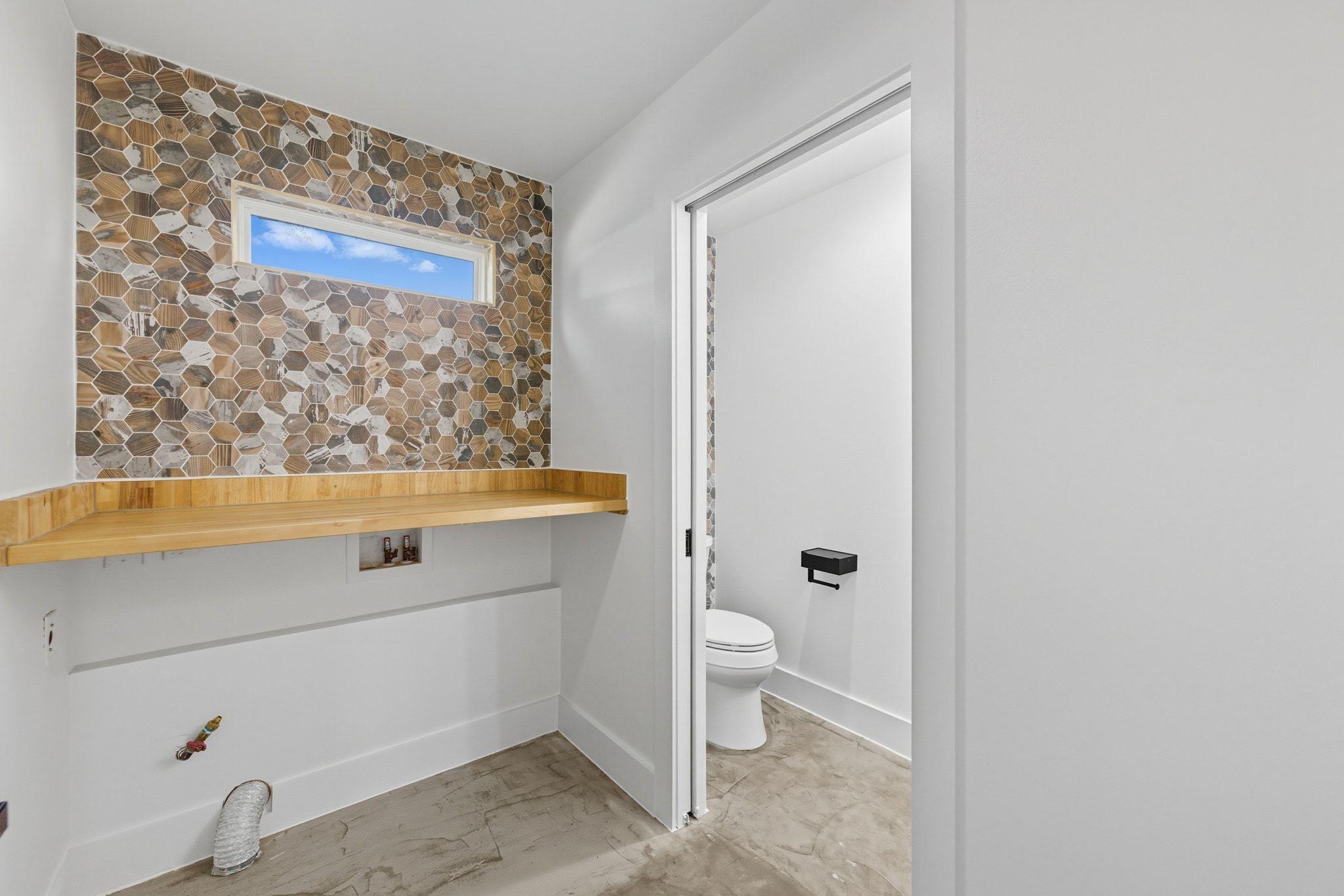 1409 Westmoor Dr, Austin, TX 78723