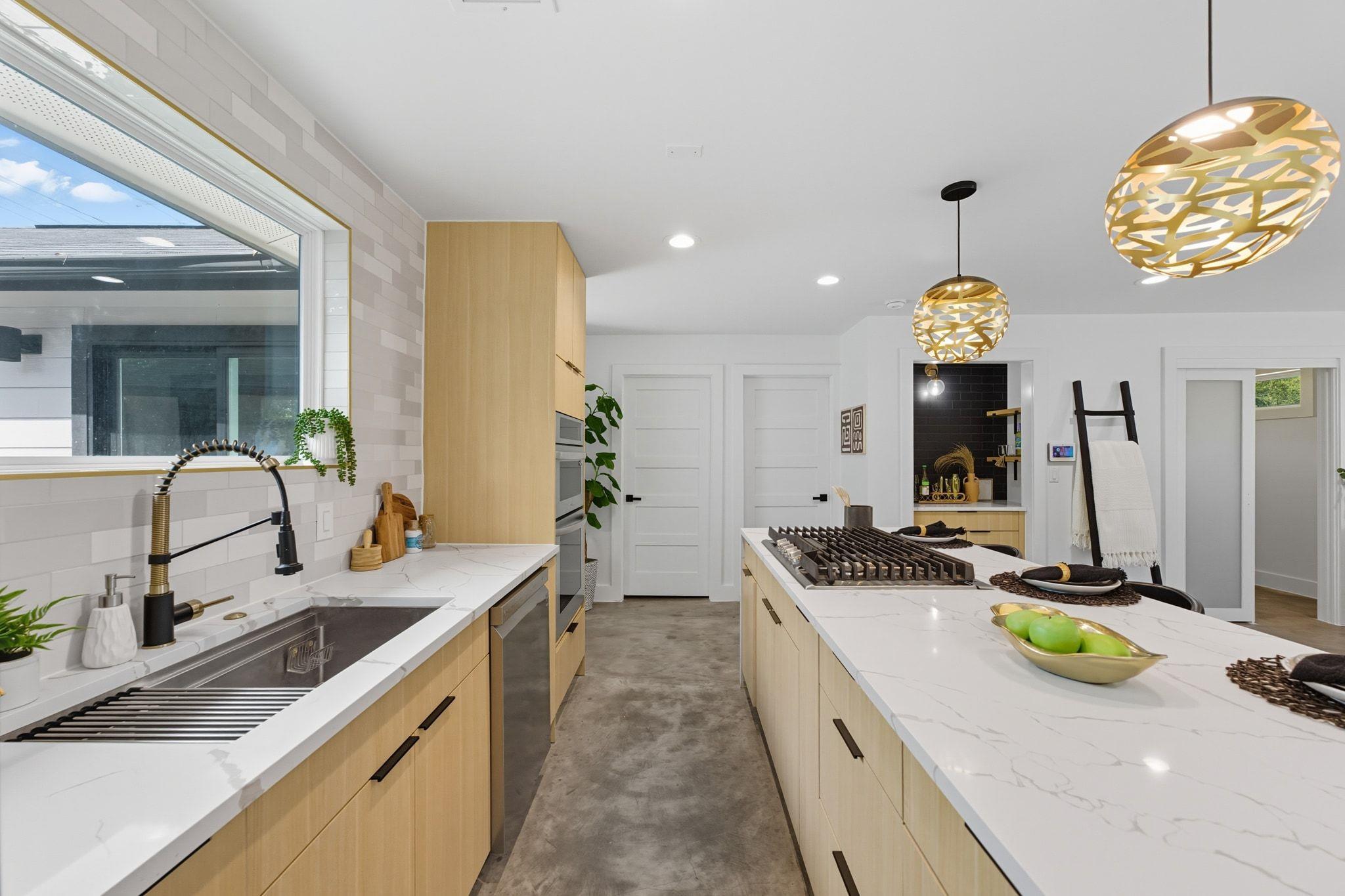 1409 Westmoor Dr, Austin, TX 78723