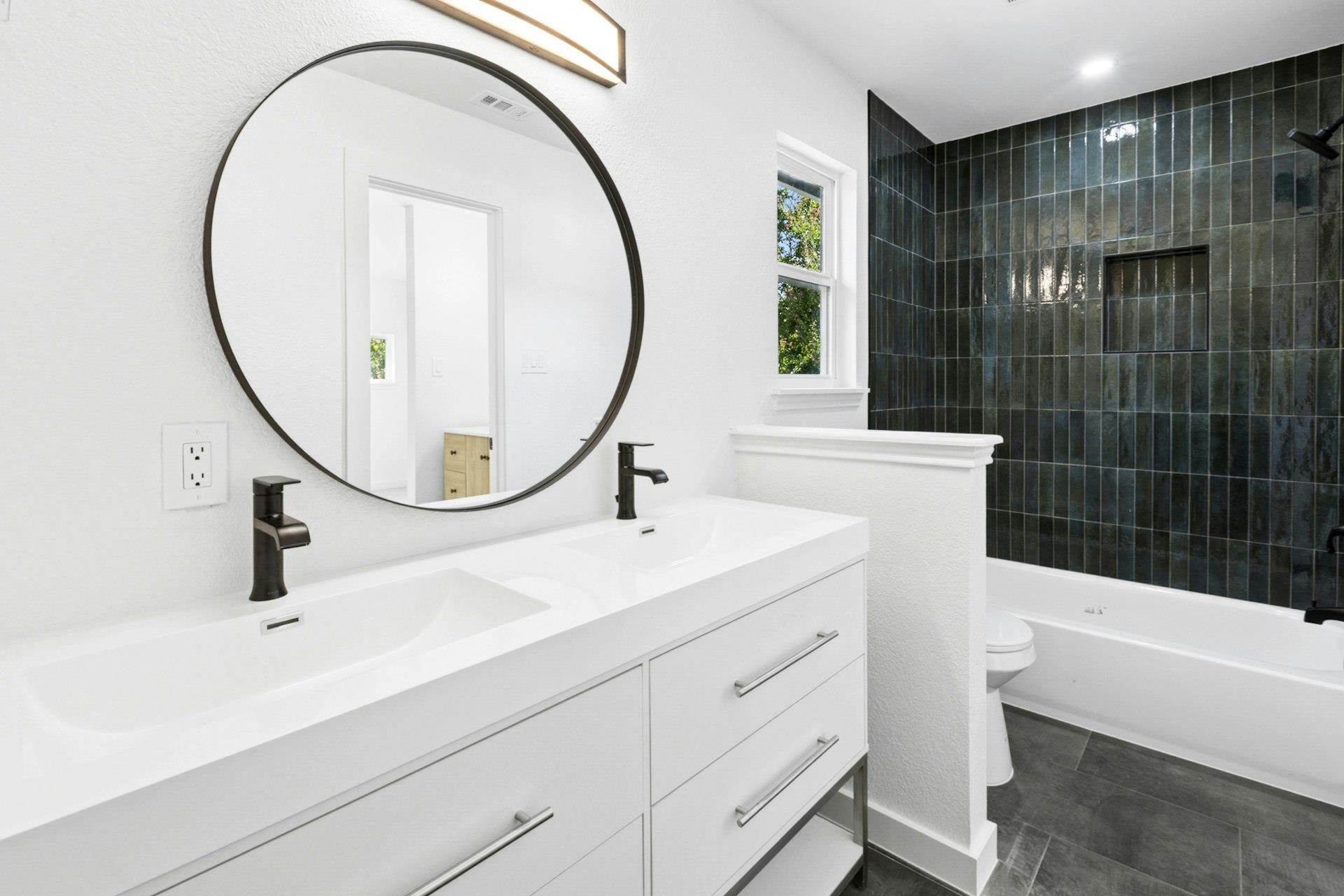 2129 Redwing Way, Round Rock, TX 78664