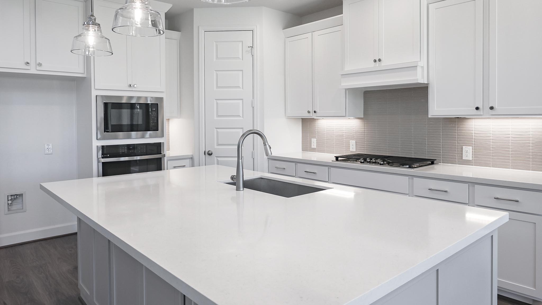 307 Foxfire Cv, Lockhart, TX 78644