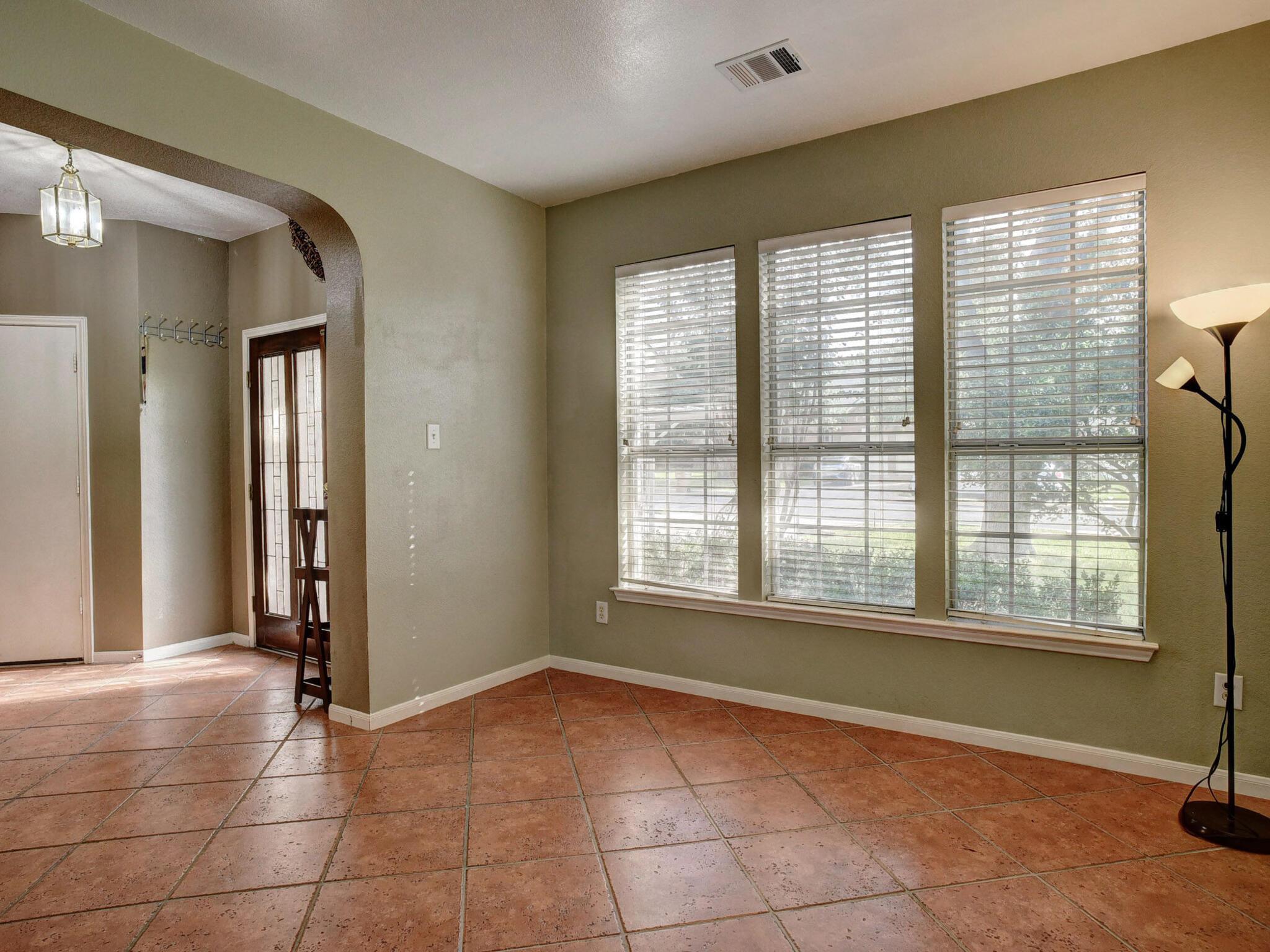 13204 Calf Roping Trl, Austin, TX 78727