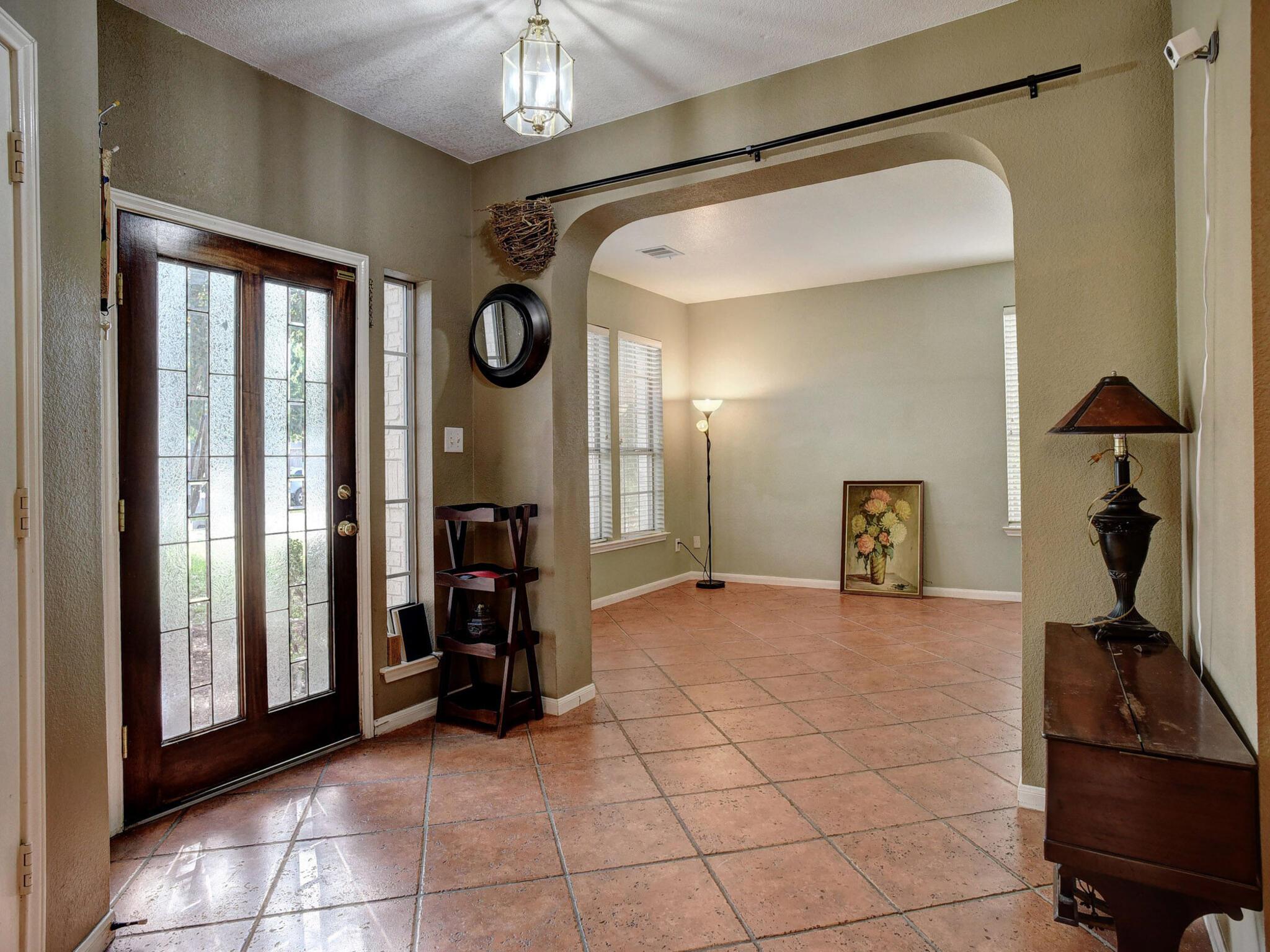 13204 Calf Roping Trl, Austin, TX 78727