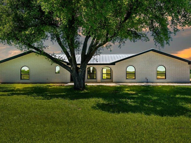 2719 Post Oak Rd, Webberville, TX 78653