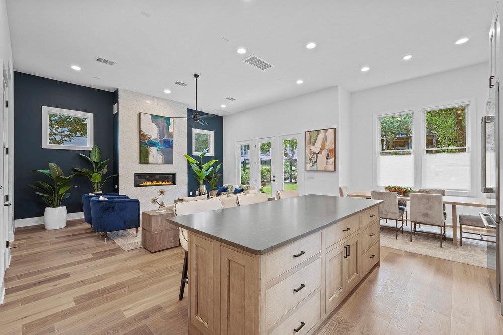 1719 Spyglass Dr # 18, Austin, TX 78746