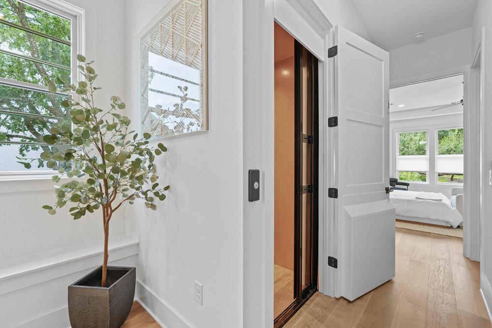 1719 Spyglass Dr # 18, Austin, TX 78746