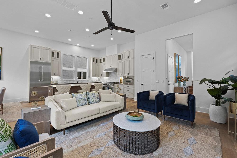 1719 Spyglass Dr # 18, Austin, TX 78746