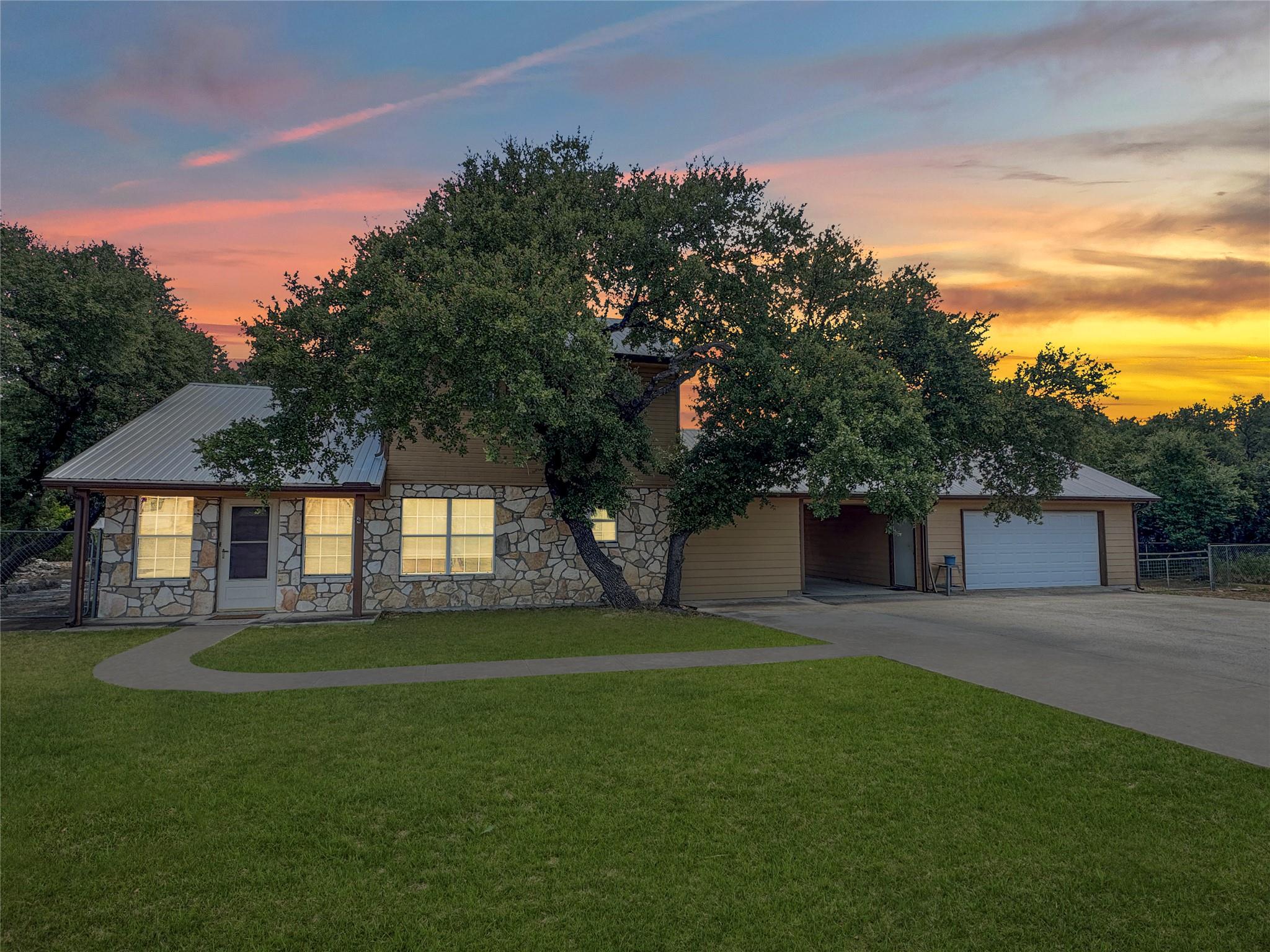 648 Bald Eagle, Canyon Lake, TX 78133