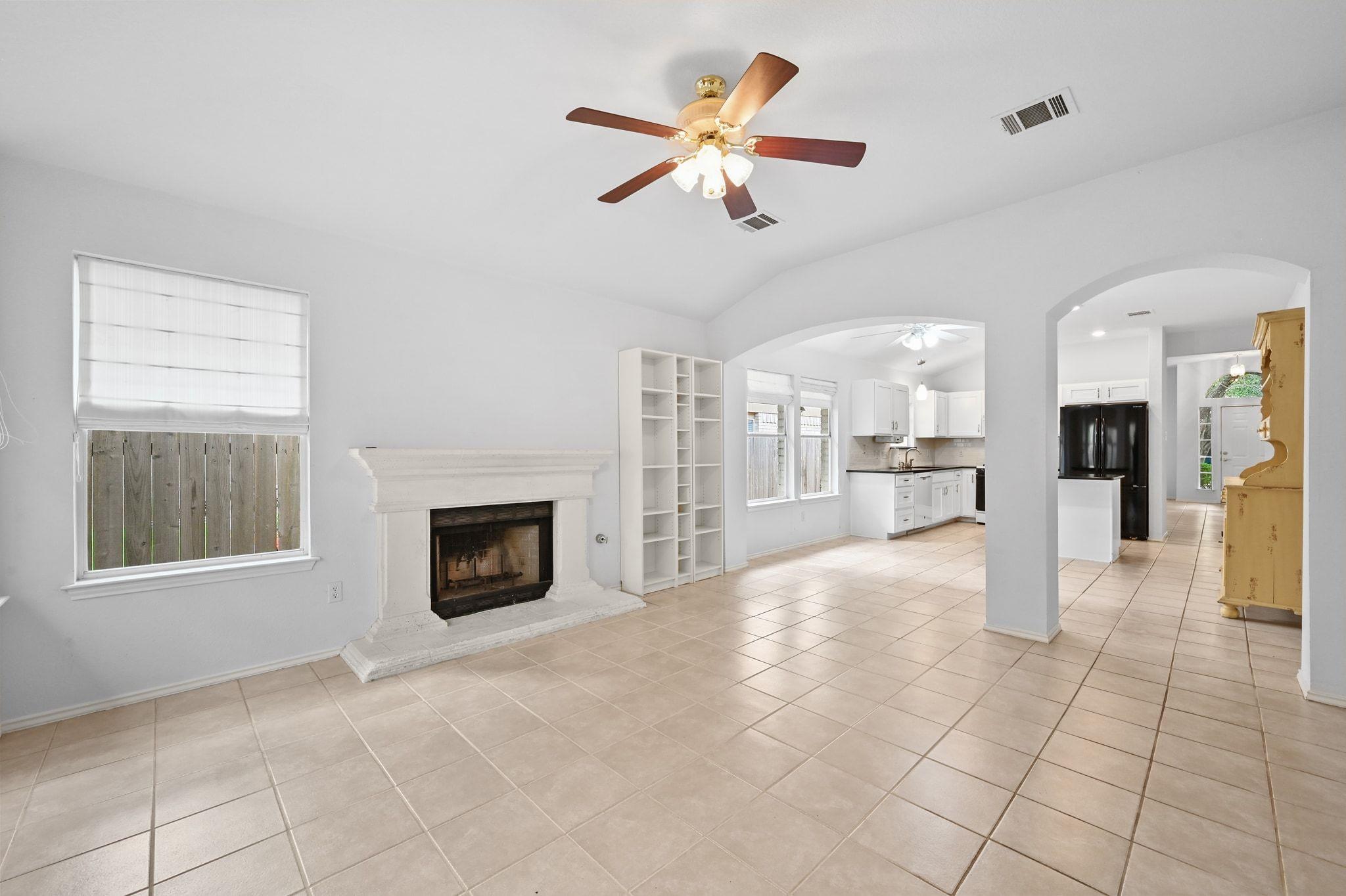 9401 Notches Dr, Austin, TX 78748