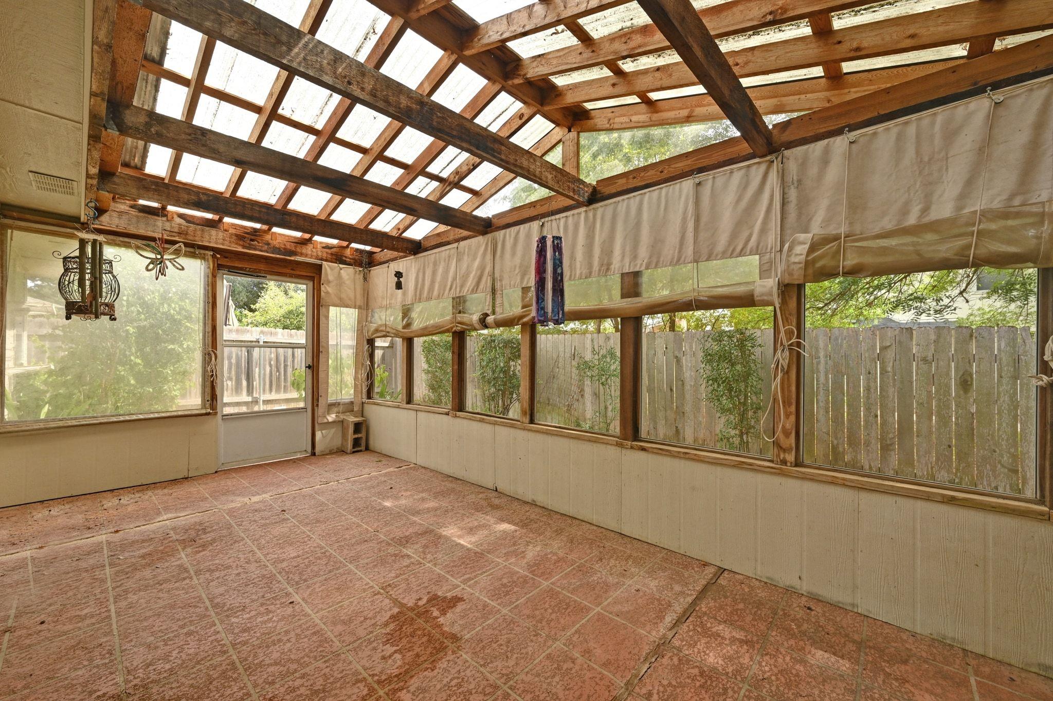 9401 Notches Dr, Austin, TX 78748