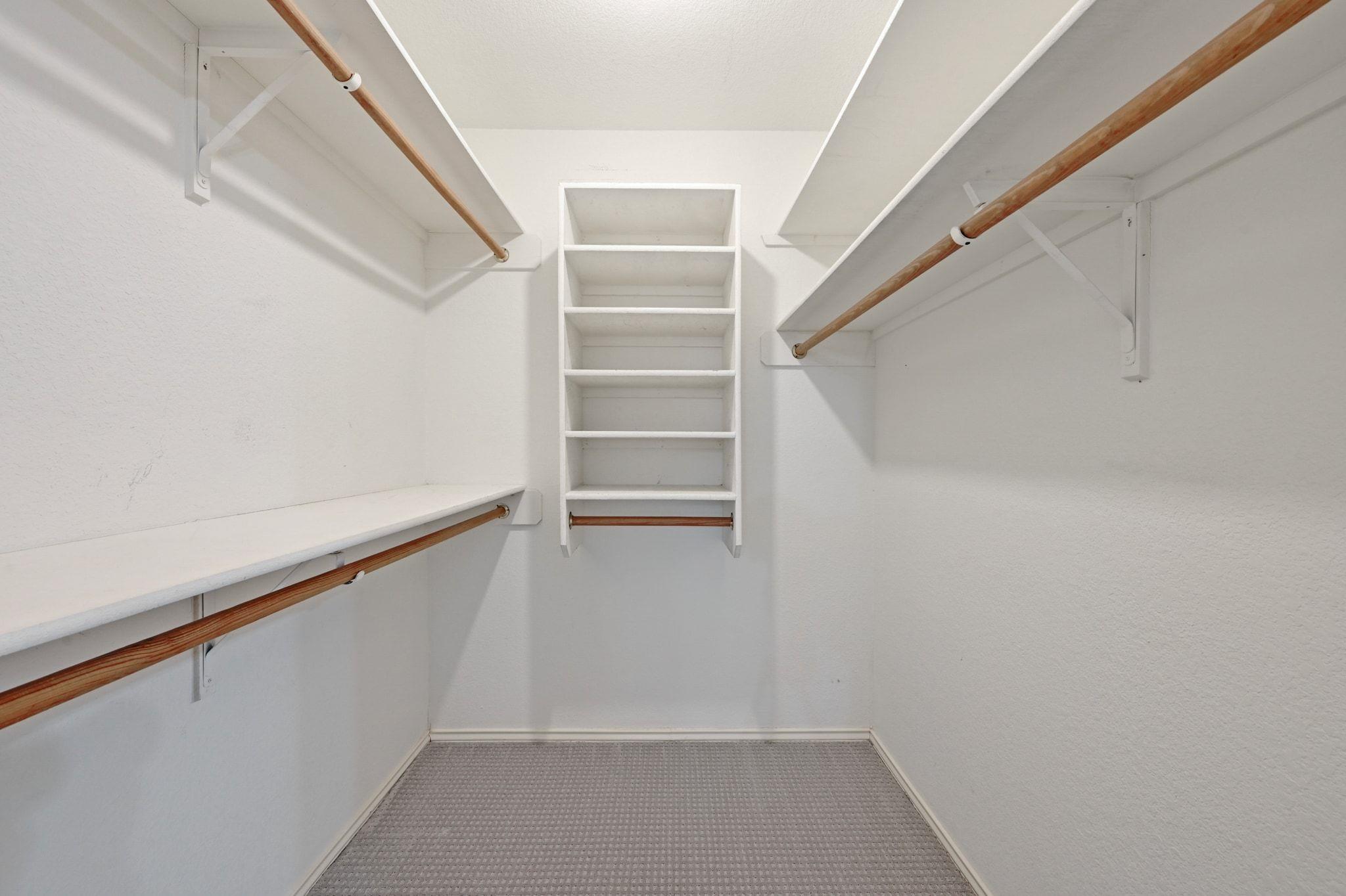 9401 Notches Dr, Austin, TX 78748