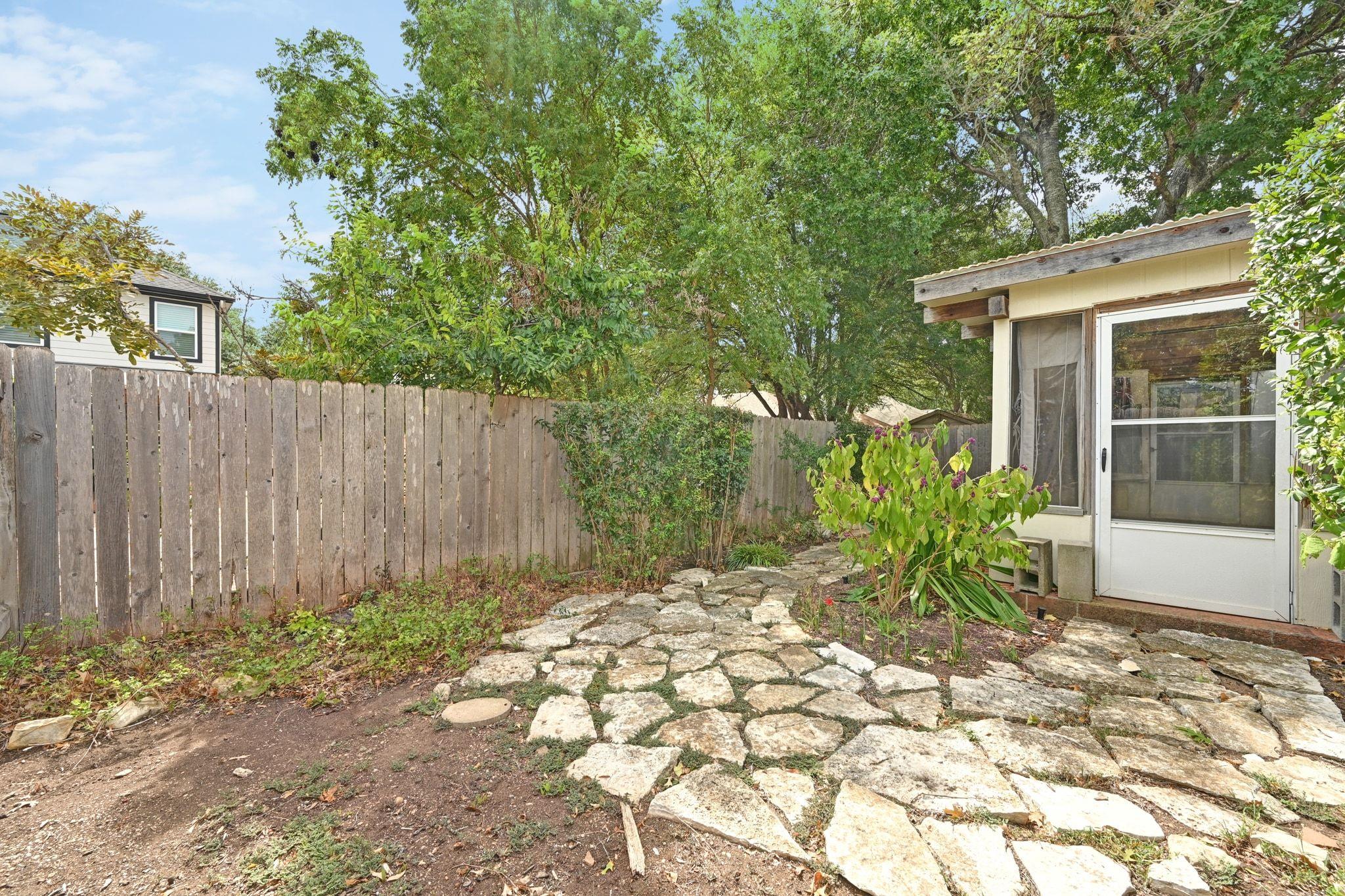 9401 Notches Dr, Austin, TX 78748