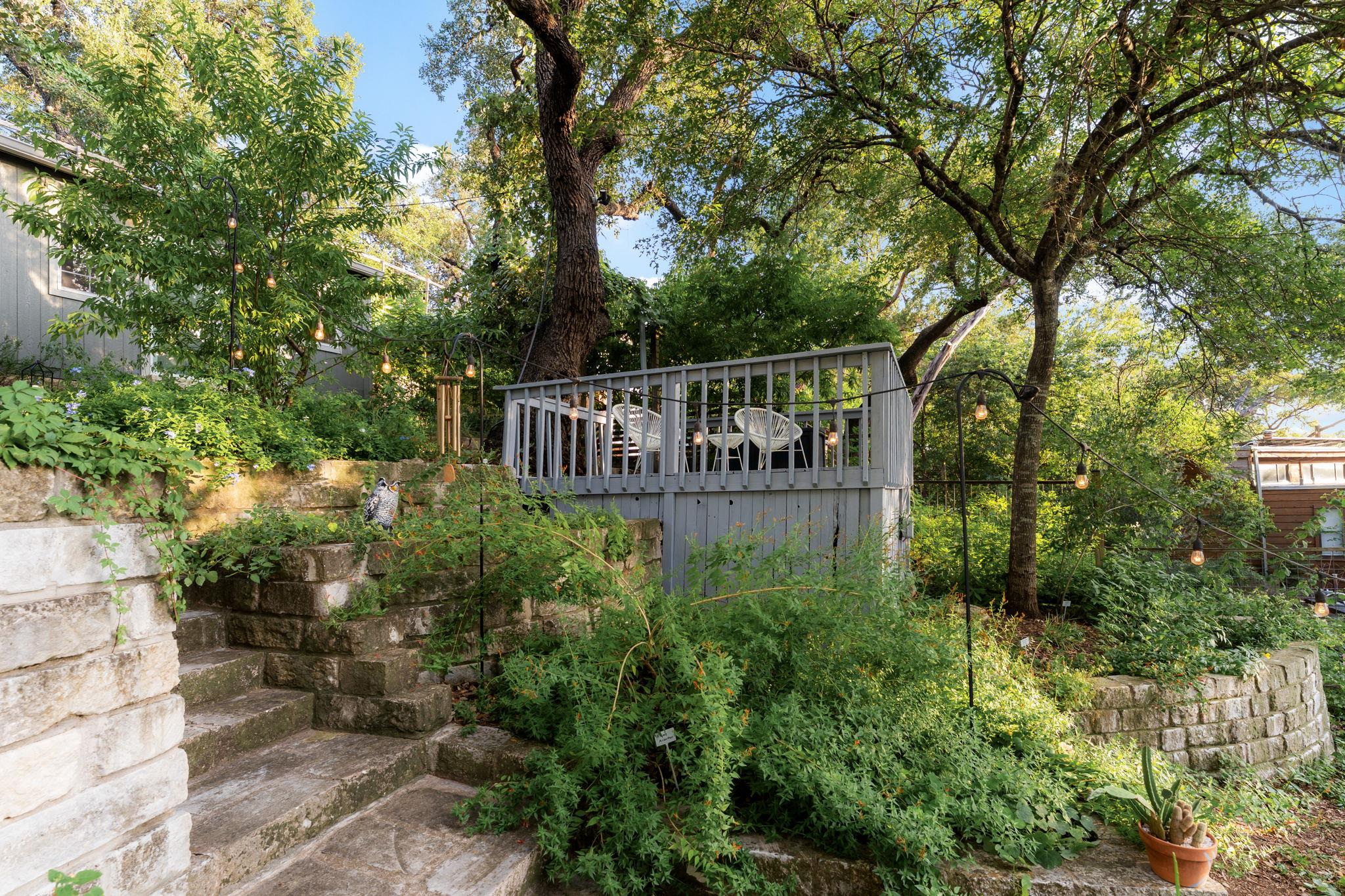 2007 Alameda Dr, Austin, TX 78704