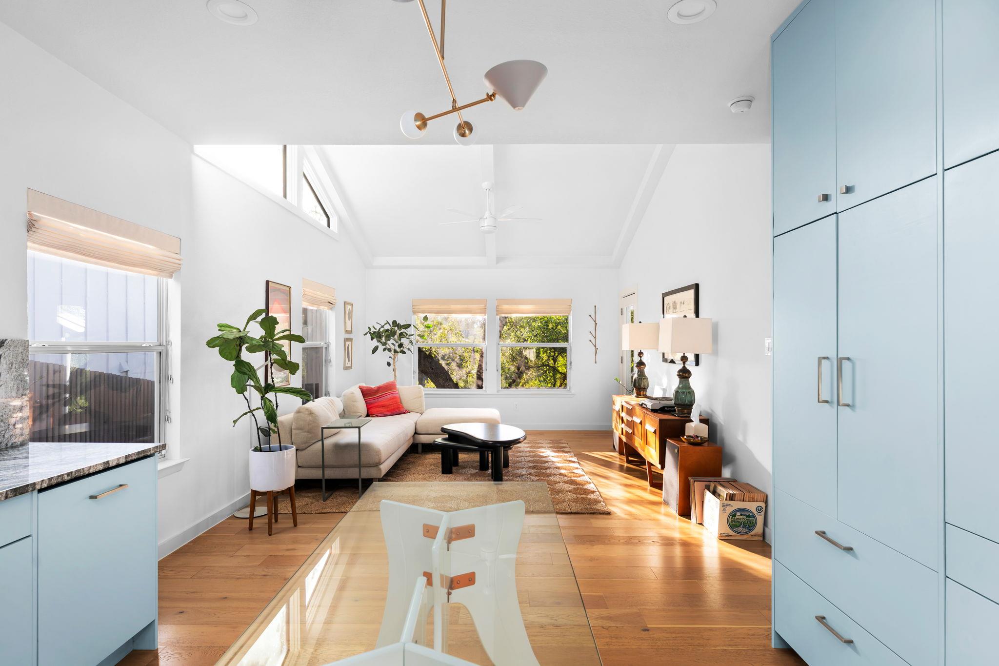 2007 Alameda Dr, Austin, TX 78704