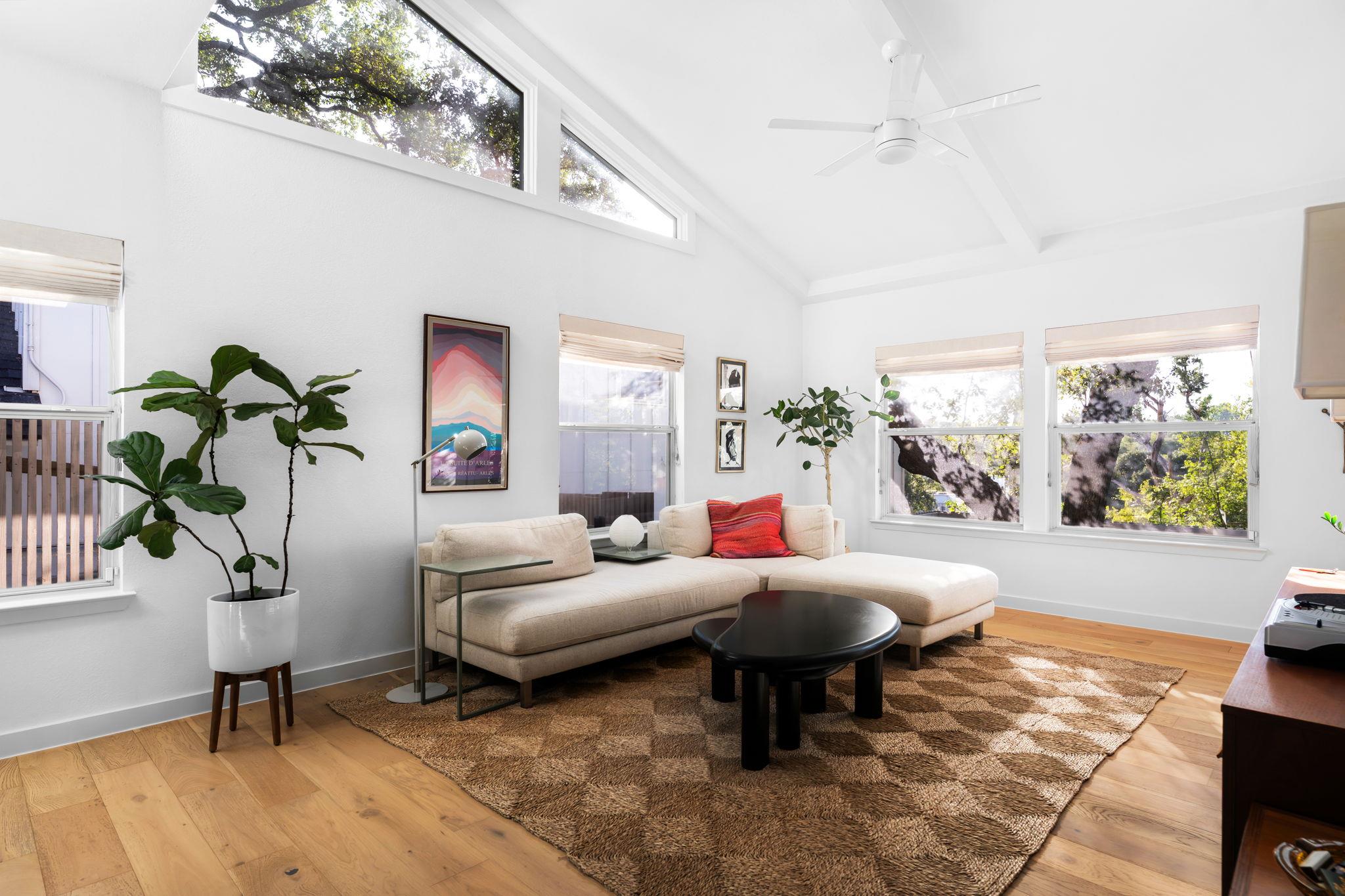 2007 Alameda Dr, Austin, TX 78704