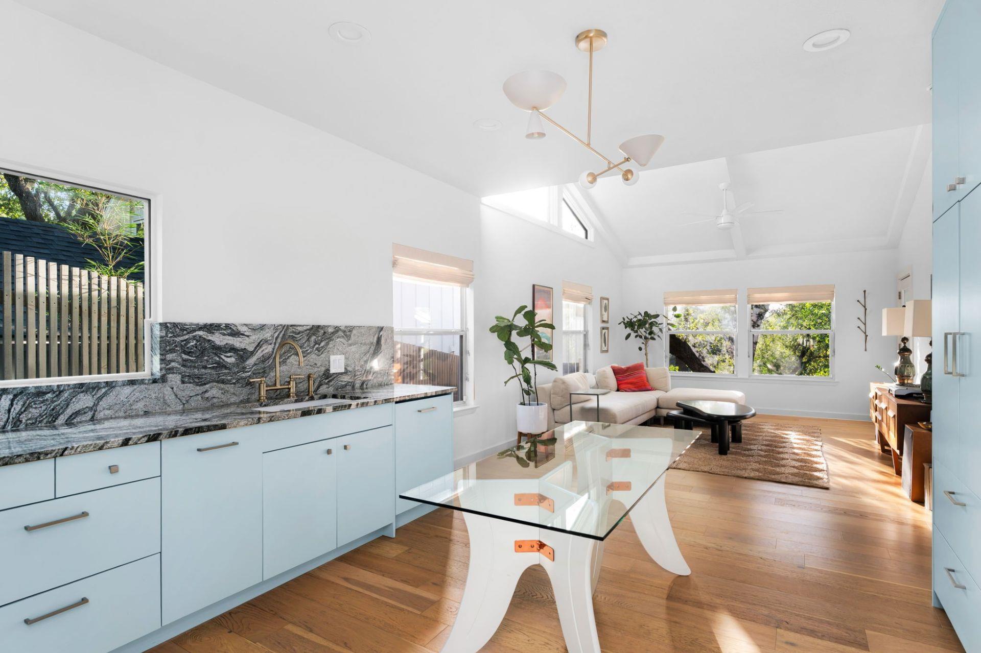 2007 Alameda Dr, Austin, TX 78704