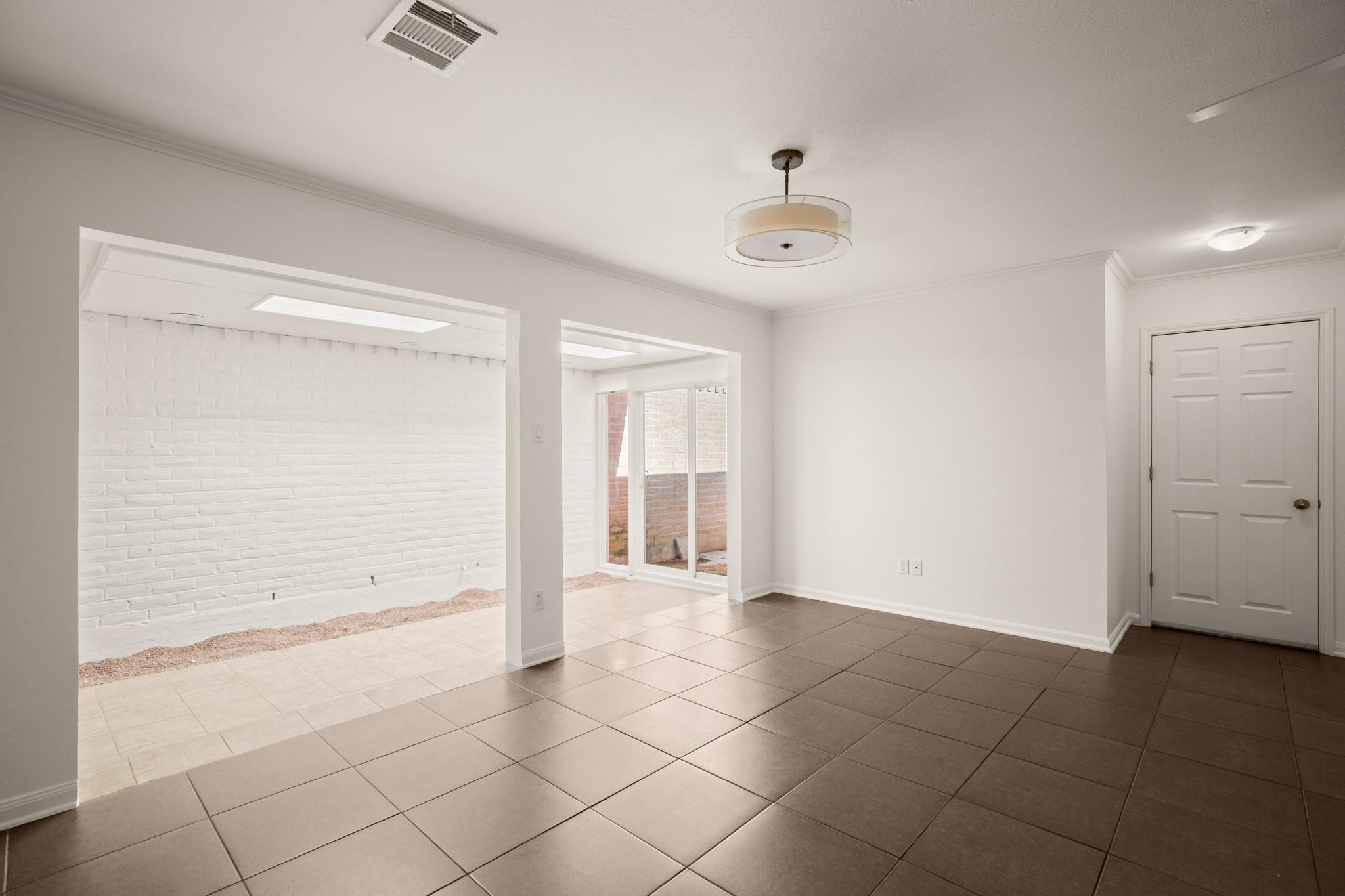 11129 Pinehurst Dr # C, Austin, TX 78747