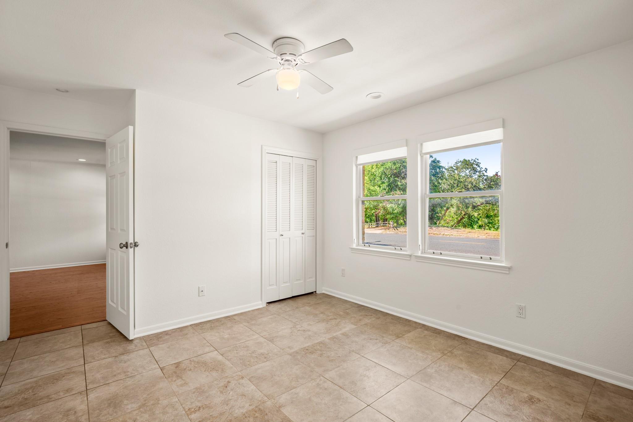 11129 Pinehurst Dr # C, Austin, TX 78747