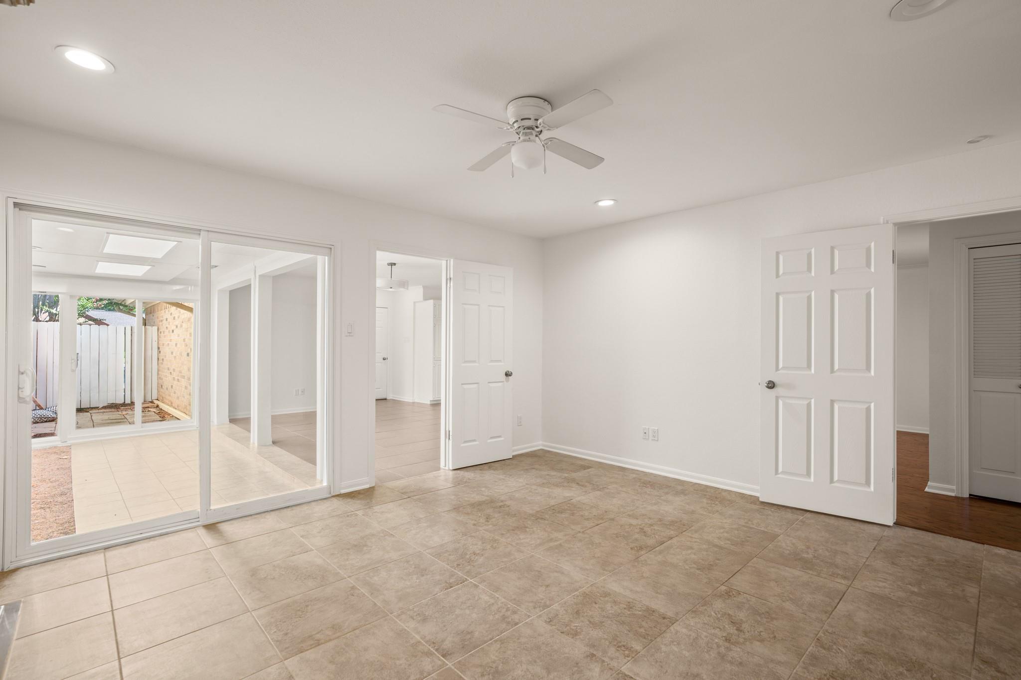 11129 Pinehurst Dr # C, Austin, TX 78747