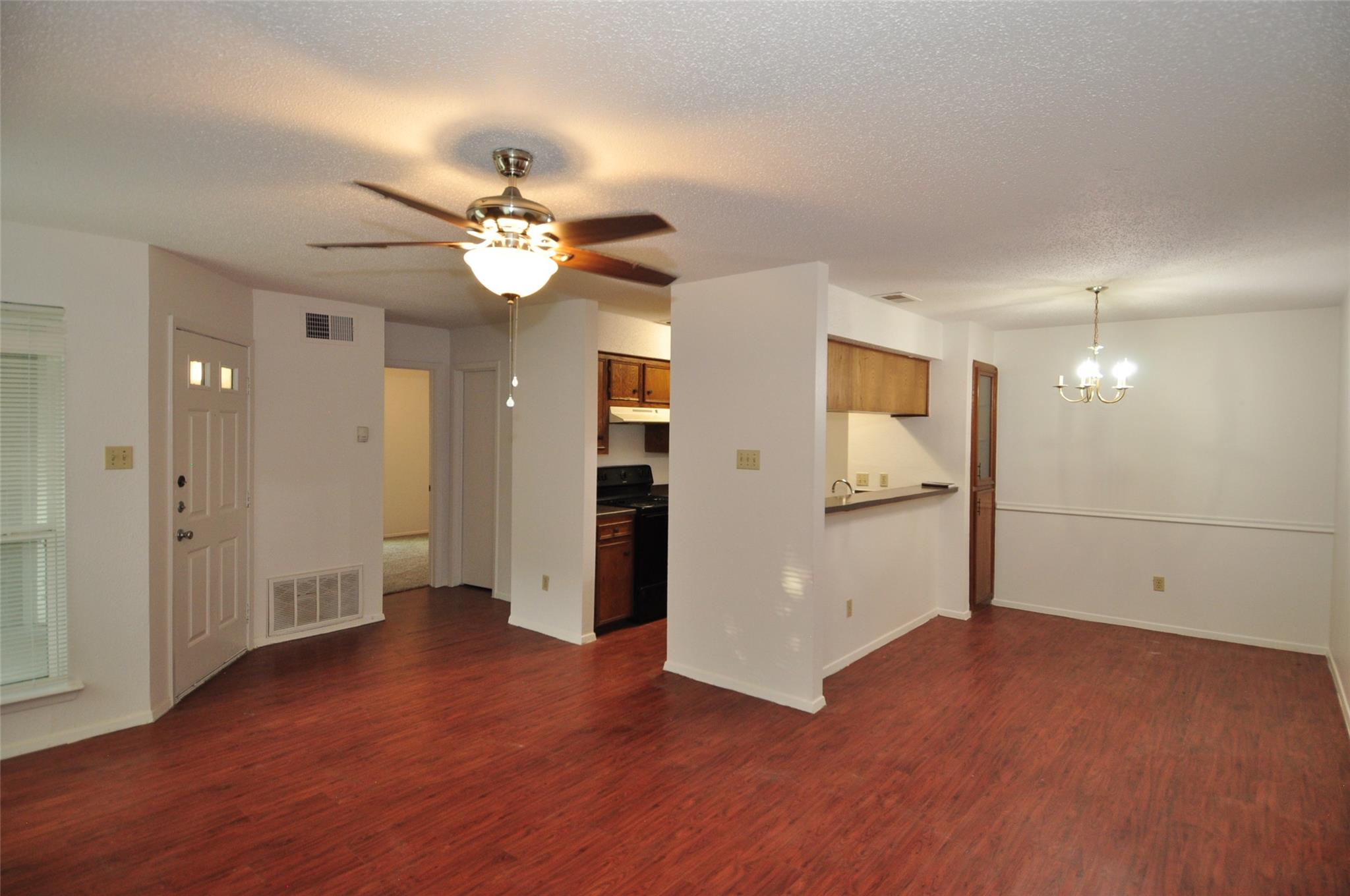 10616 Mellow Meadows Dr, 27D Dr # 27D, Austin, TX 78750