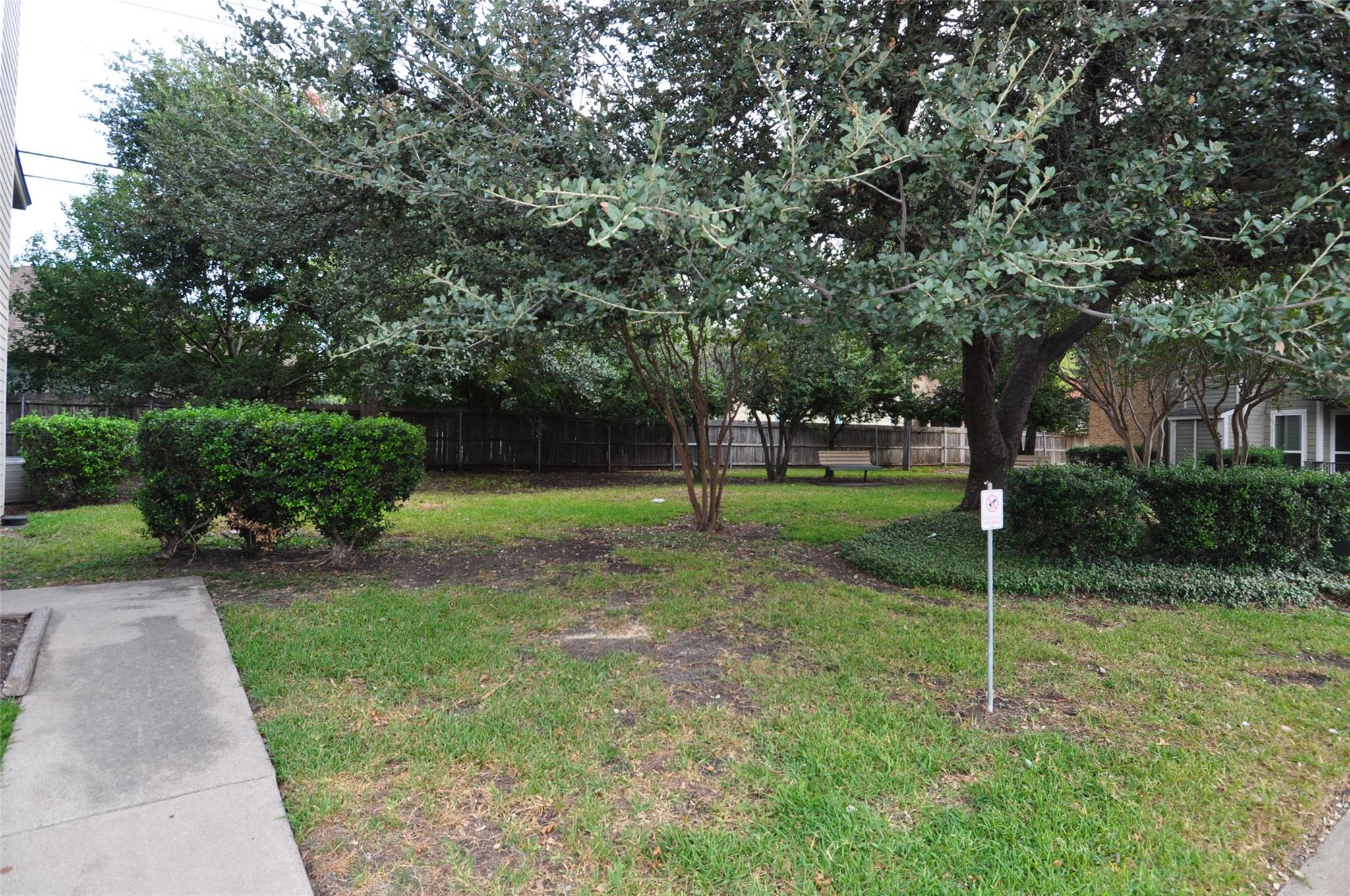 10616 Mellow Meadows Dr, 27D Dr # 27D, Austin, TX 78750