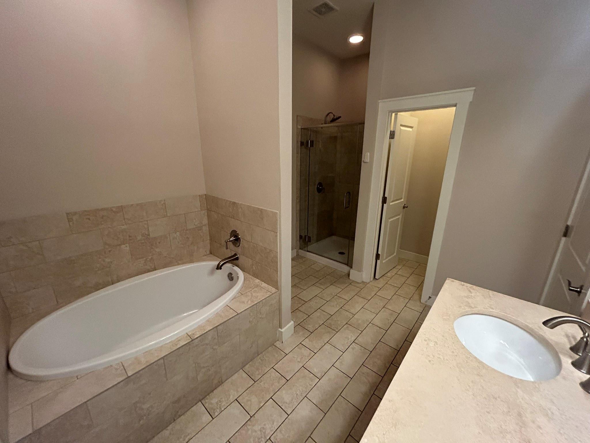 2520 Bluebonnet Ln # 12, Austin, TX 78704