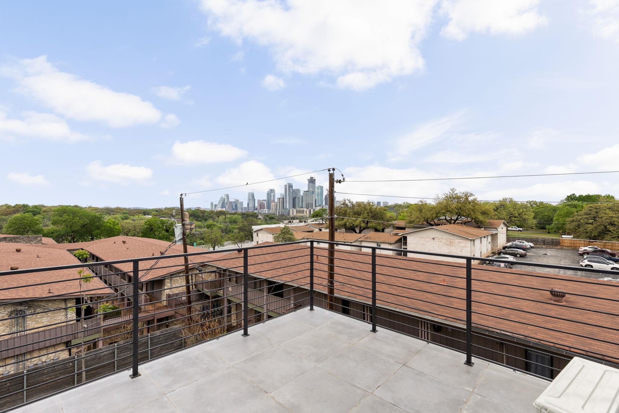 1402 Summit St # A, Austin, TX 78741