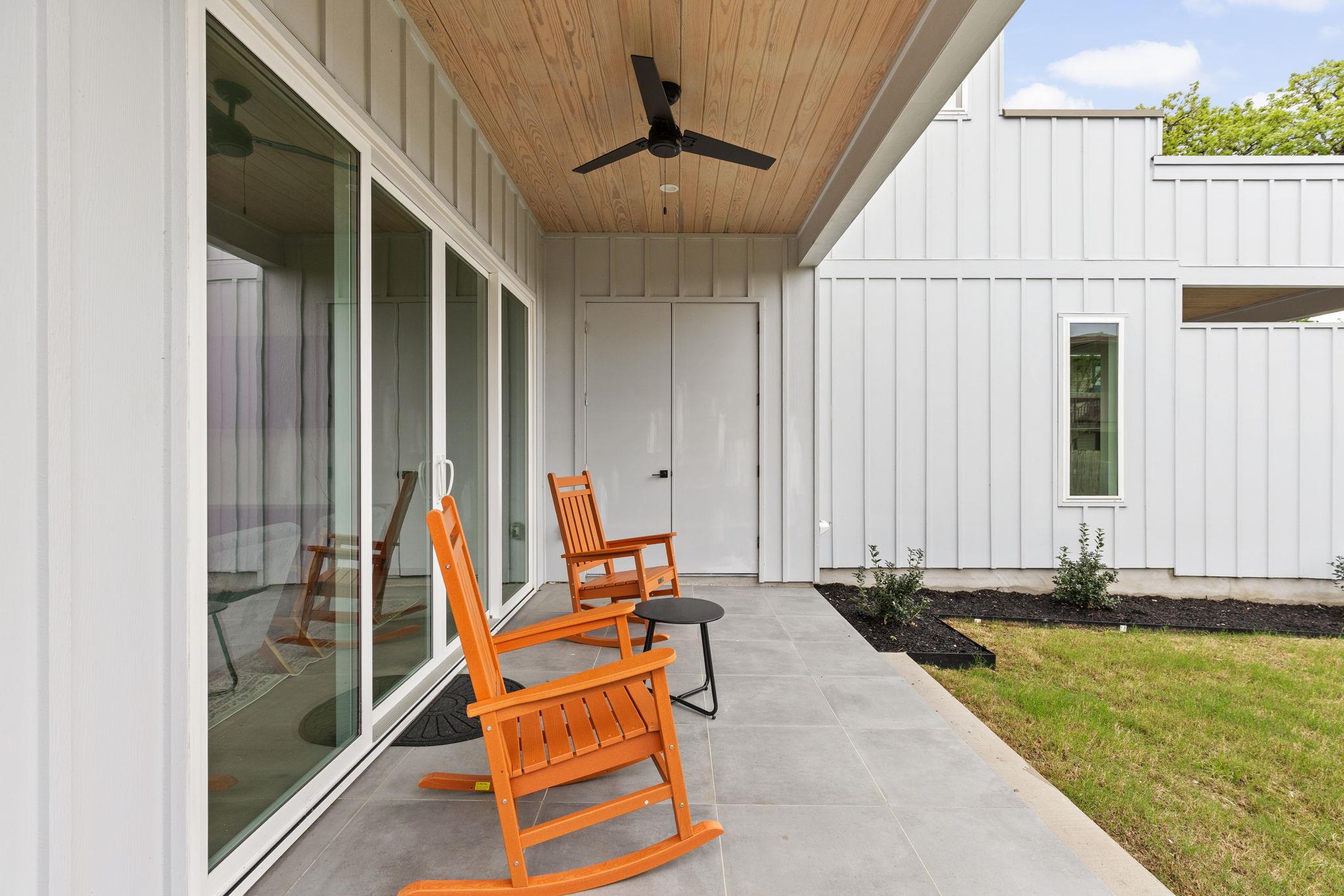 1402 Summit St # A, Austin, TX 78741