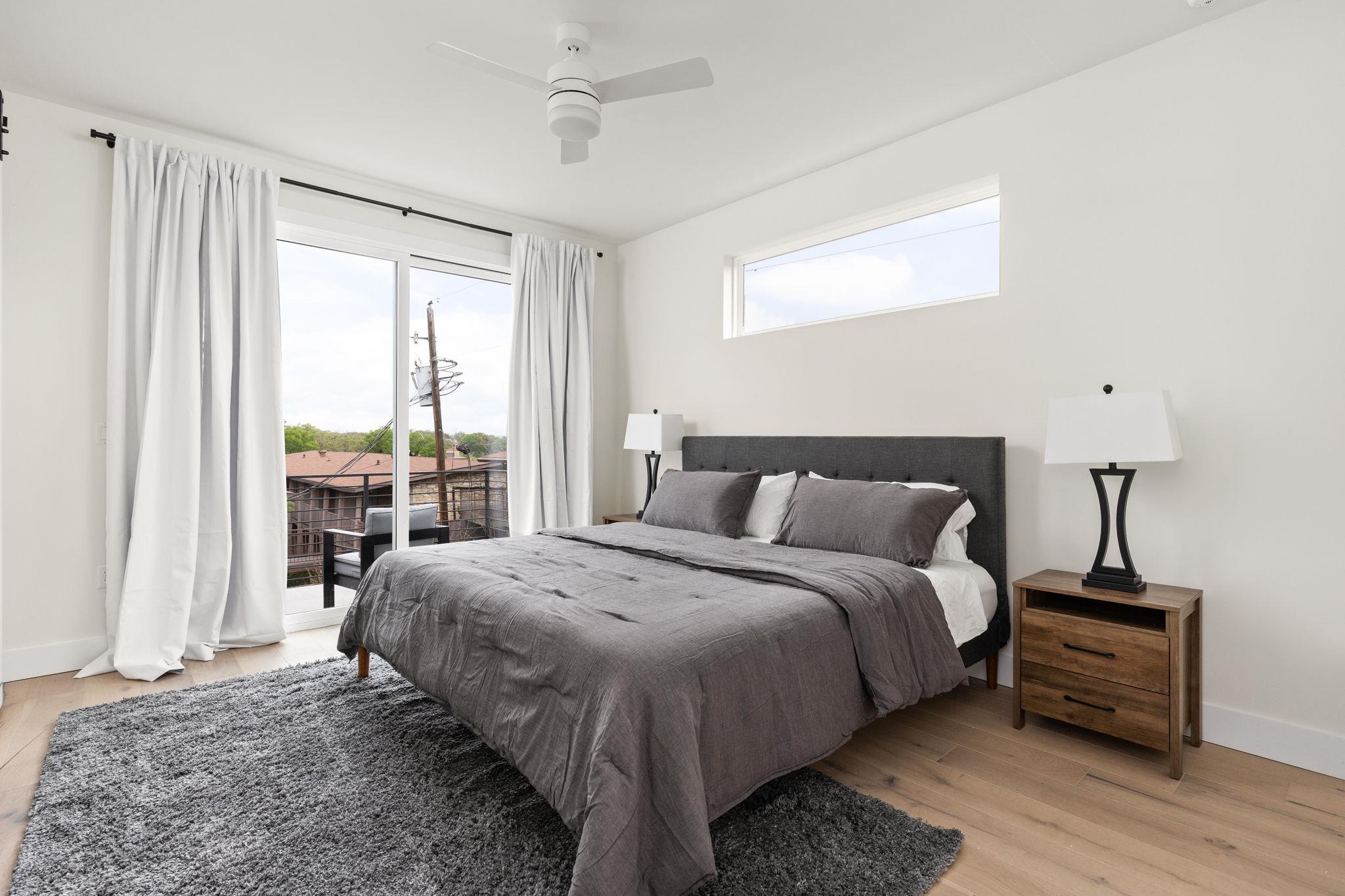 1402 Summit St # A, Austin, TX 78741