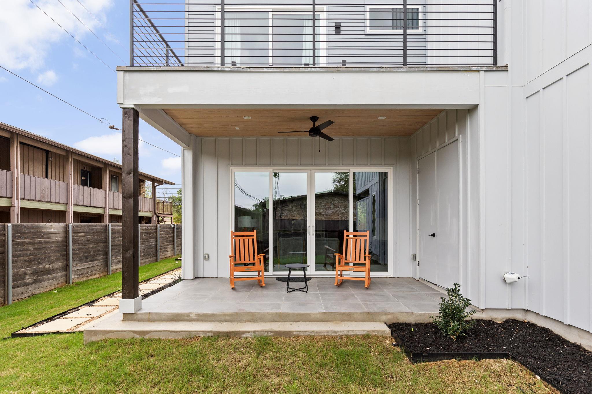 1402 Summit St # A, Austin, TX 78741